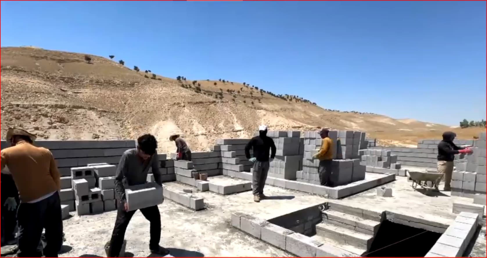 Kurdên Êzidî piştî 12 salan malên xwe dibin qûntara Çiyayê Şingalê