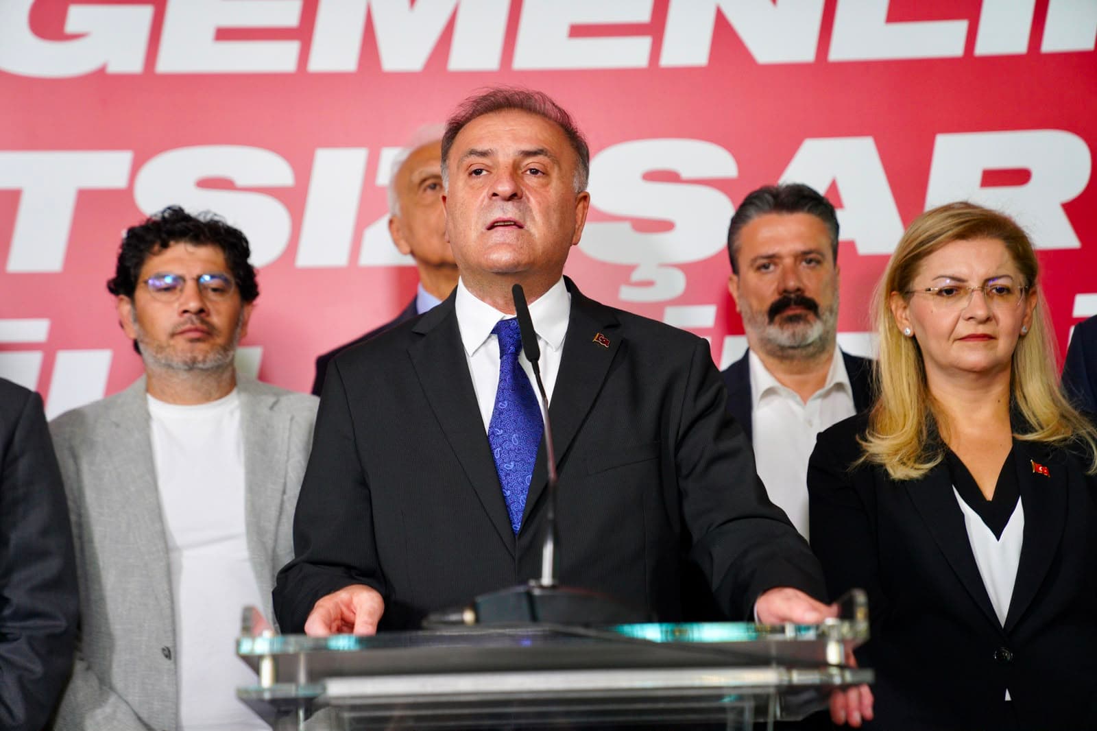 İBB Başkan Vekili Tuzla'daki ‘emsal transferi’ iddiasına açıklık getirdi
