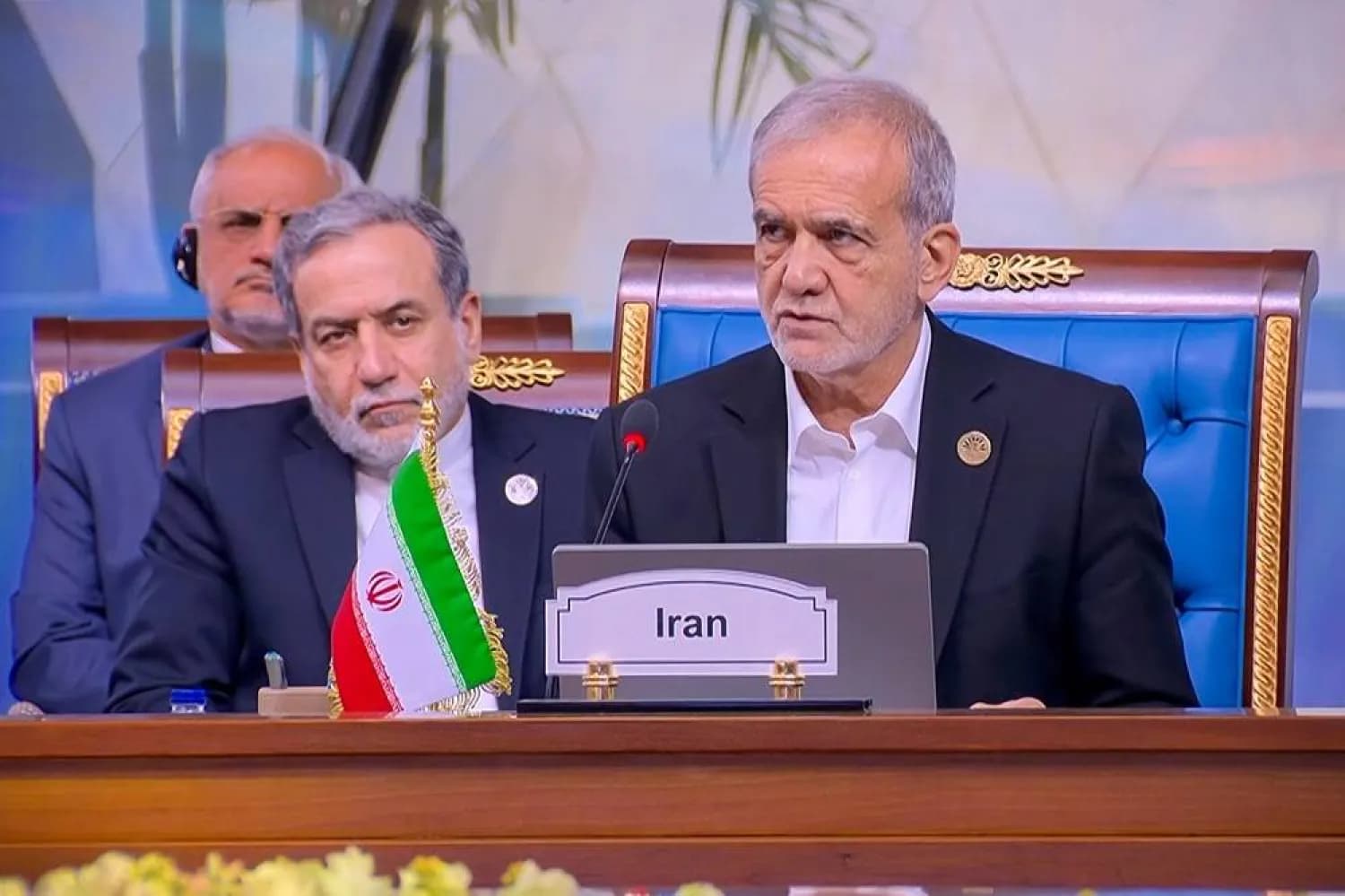 خەڕازی: رێبەری شۆڕش هۆشداریی داوەتە مەسعود پزیشکیان و عەباس عێراقچی