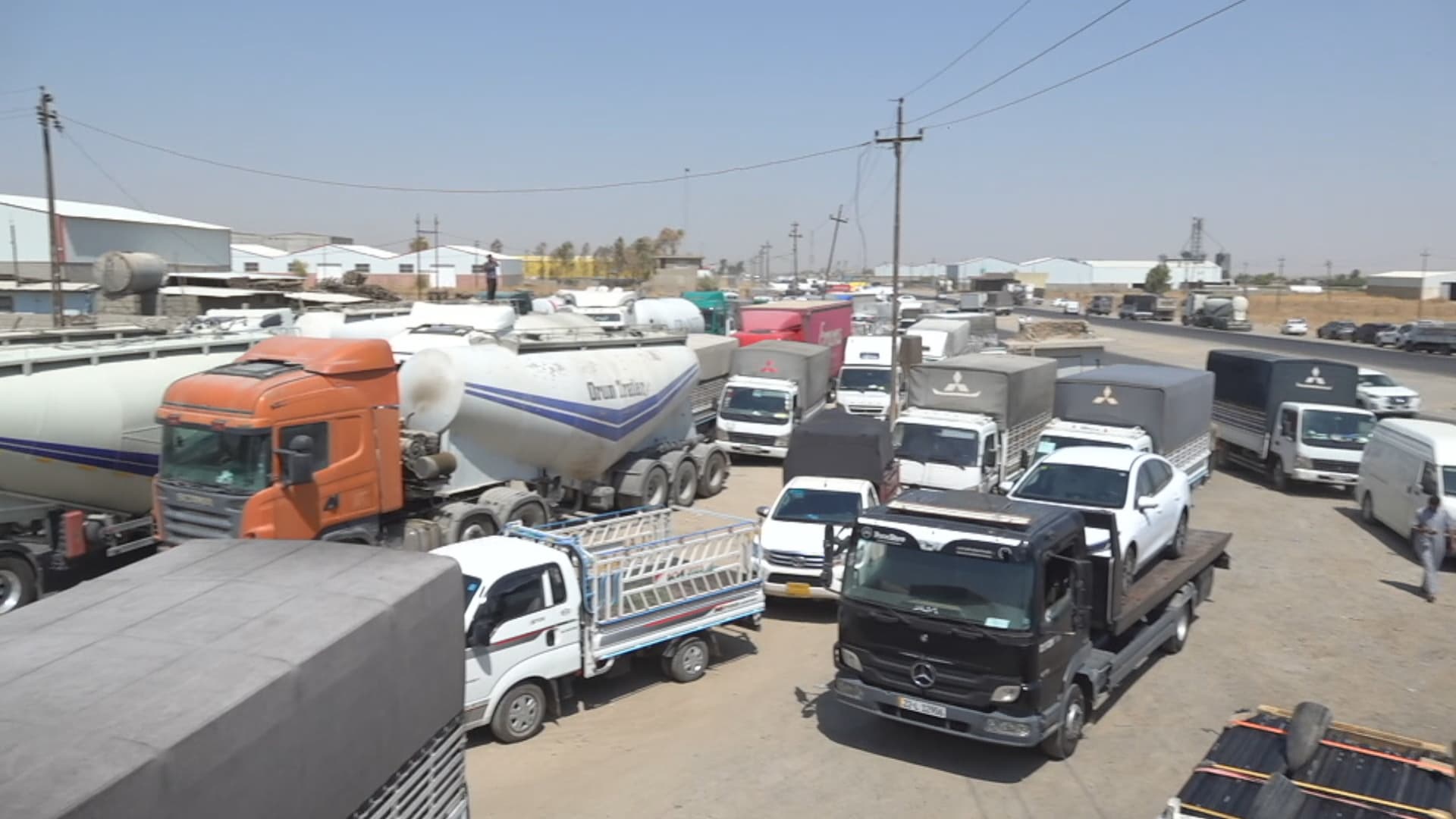 سەرەڕای بڕیاری دانانی ئەسیکۆدا هێشتا لە بازگەکانی کەرکووک بەرتیل کاری خۆی دەکات