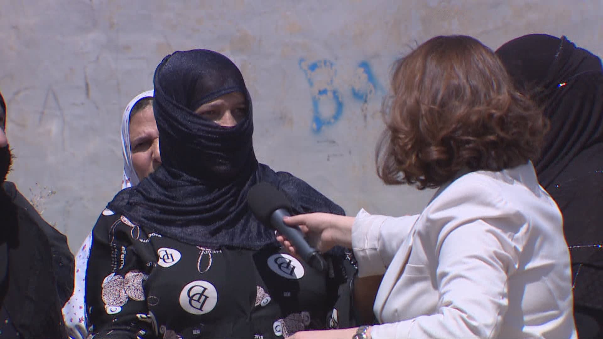 دانیشتووانی دوو گەڕەکی شەمامک: لەنێو قوڕ و لیتە و خۆڵ، مار و دووپشک ژیانمان فەوتاوە