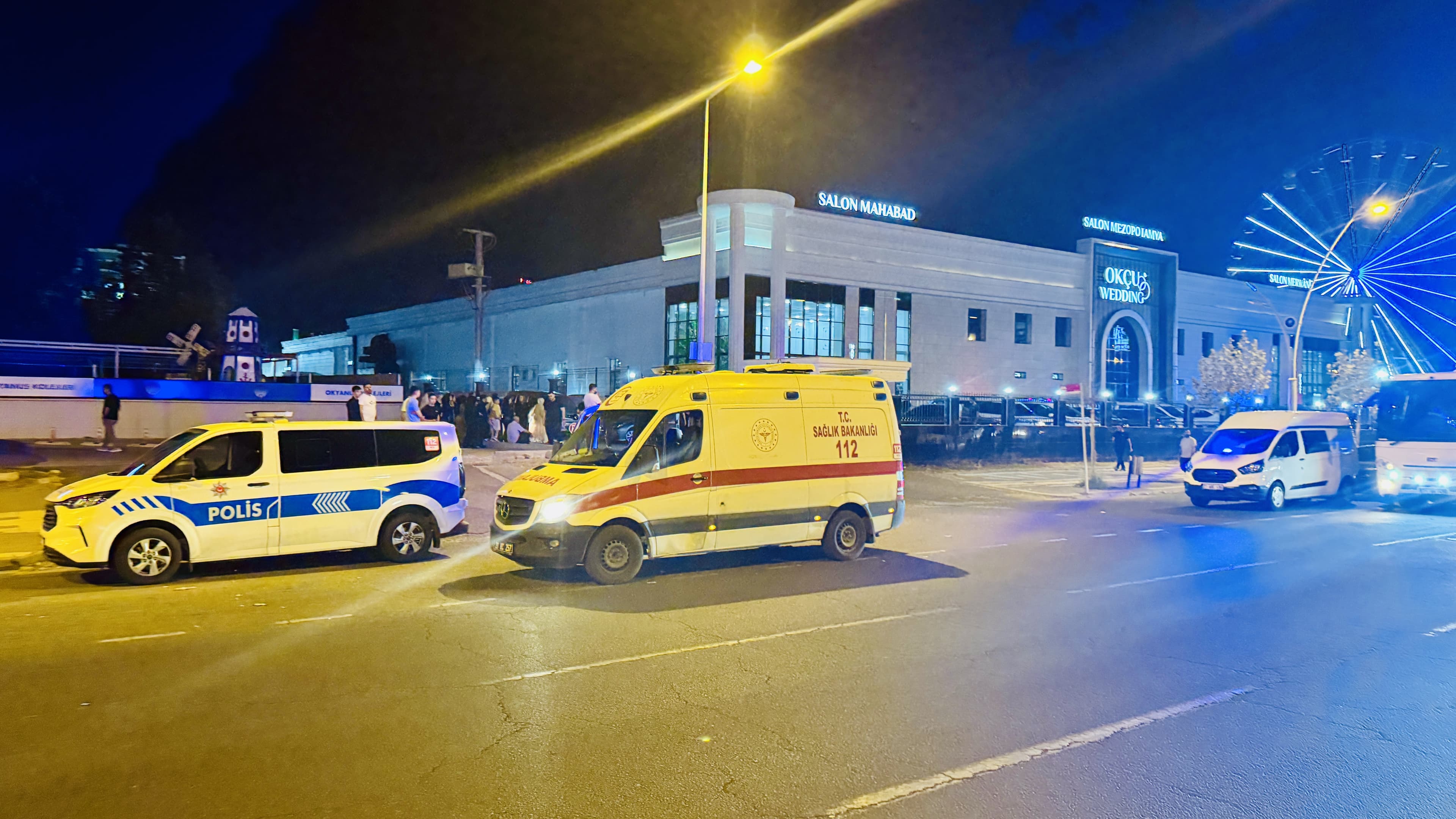 Diyarbakır'da düğün salonunda kavga: 5 yaralı!