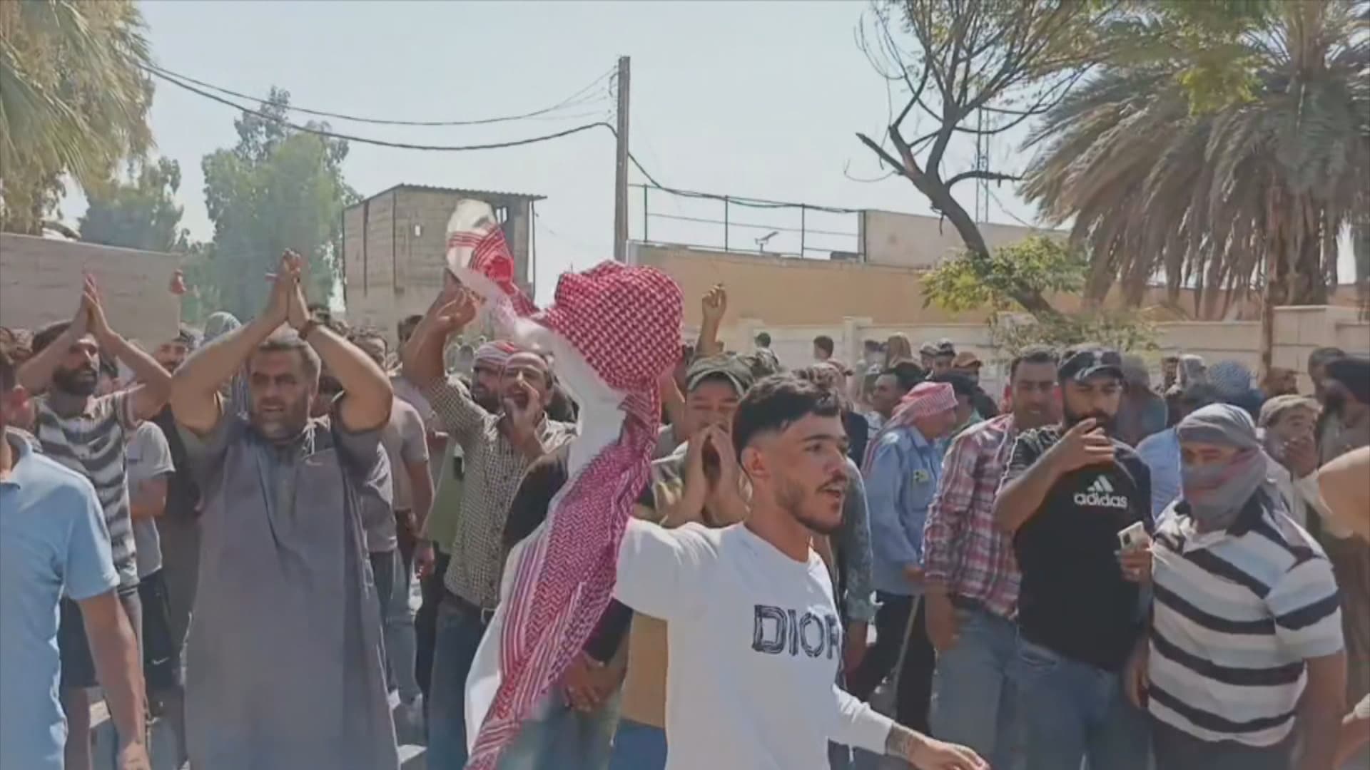 Alîkariya ji bo koçberên Serê Kaniyê hat zêdekirin