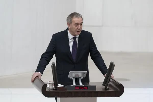Tuncer Bakirhan bangî gelê Kurd û Tirk kir