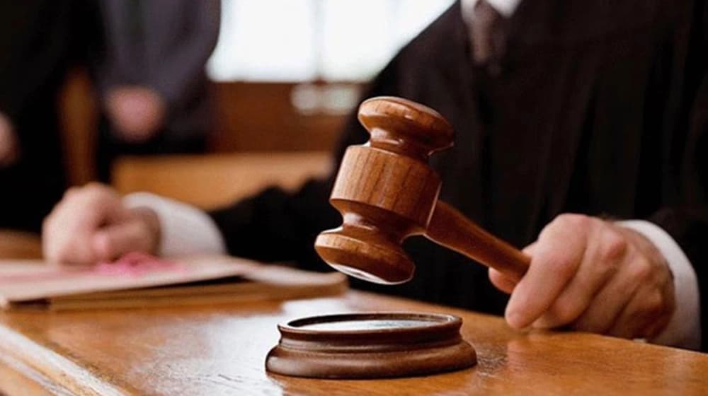 لە دیوانیە ئەو ئەفسەر و پۆلیسانەی دەستدرێژییان کردە سەر ژنێکی دەستبەسەرکراو سزا دران