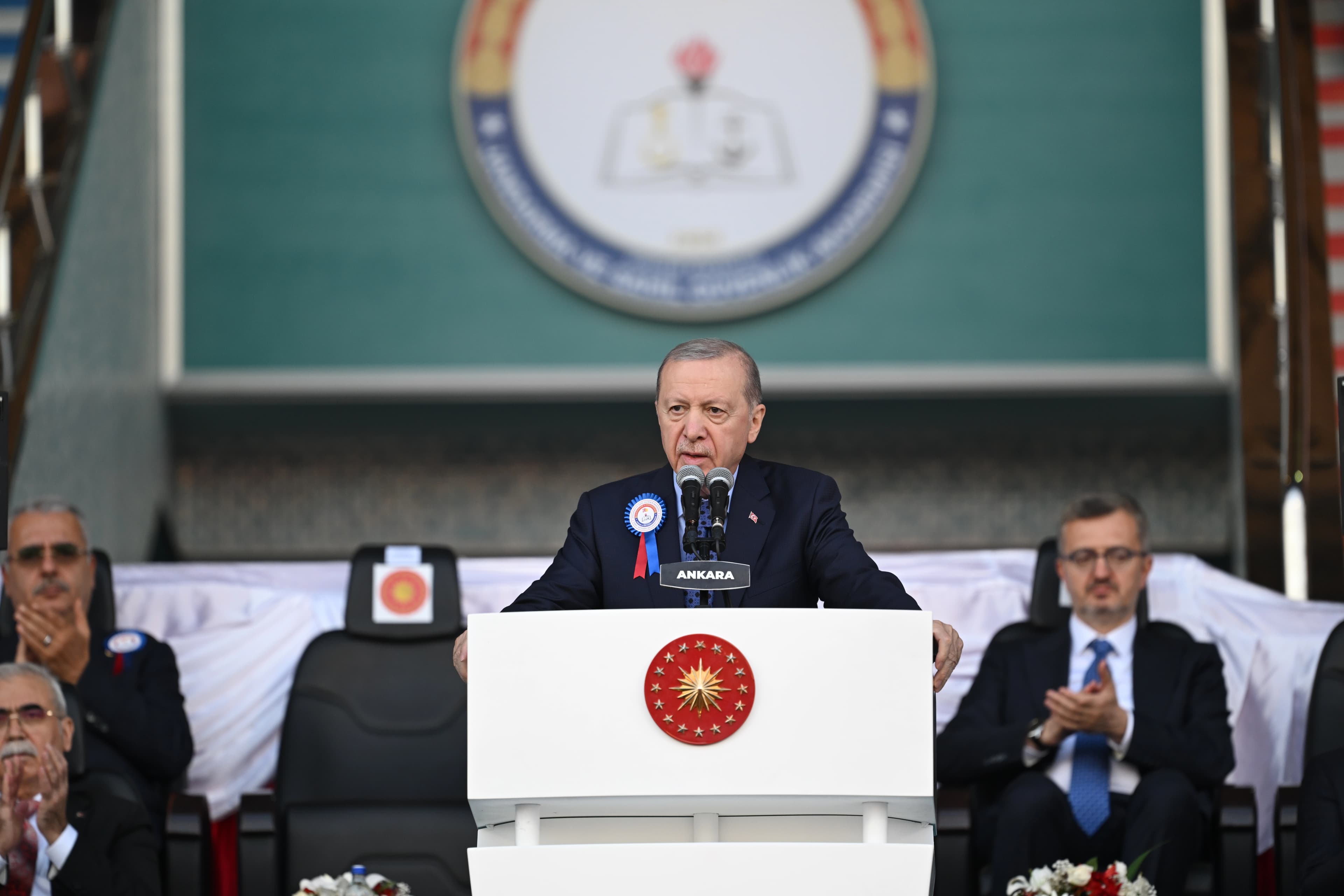 Erdoğan: TBMM’de kabul edilen kanun tarihi bir adımdır, kardeşlik türküleri söyleyeceğiz