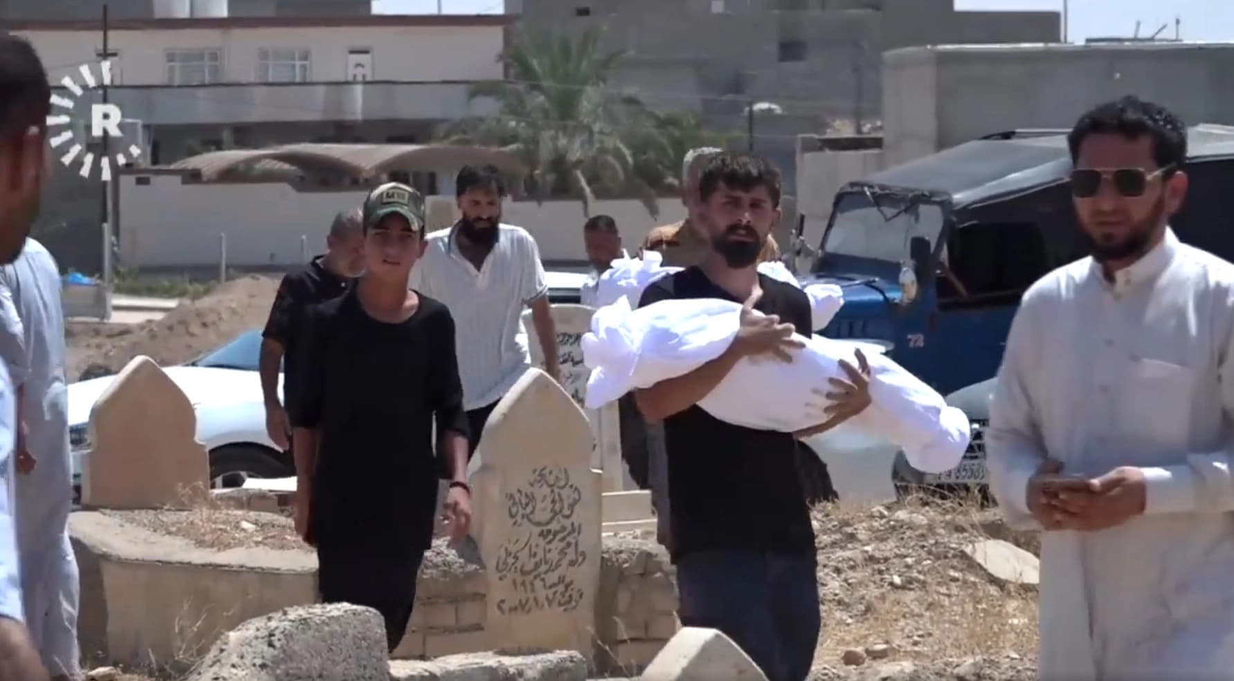 Anne ve 3 çocuğu yangında can verdi: Baba aile içi şiddet şüphesiyle gözaltında