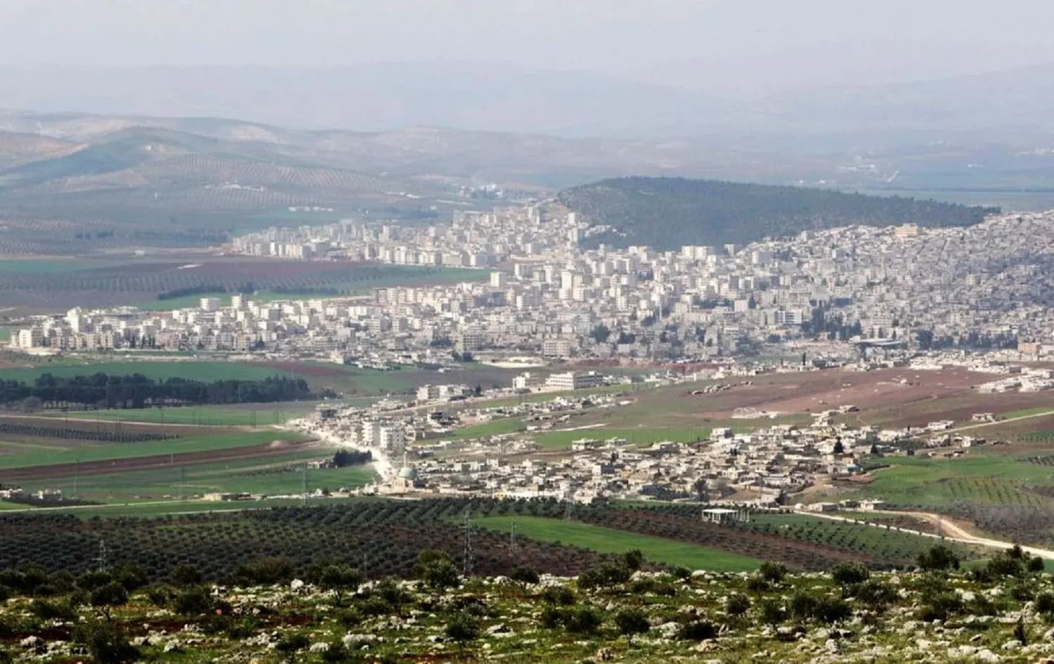 Efrin’de 80 kampta yaklaşık 7 bin göçmen aile yaşıyor