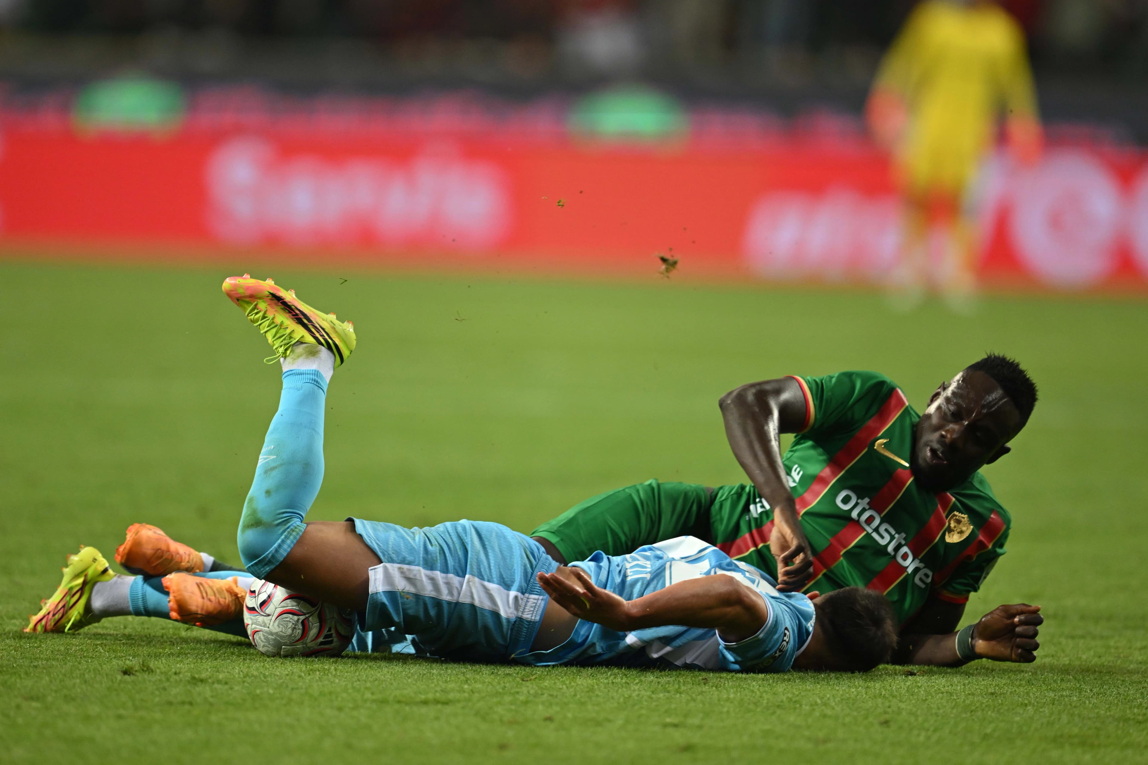 Amed Sportif Faaliyetler takımı oyuncusu Mbaye Diagne Erzurumspor karşılaşmasında Foto: AA