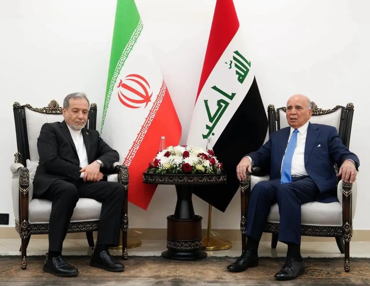 Irak Dışişleri Bakanı Hüseyin, İranlı mevkidaşı Erakçi ile Erbil saldırısını görüştü