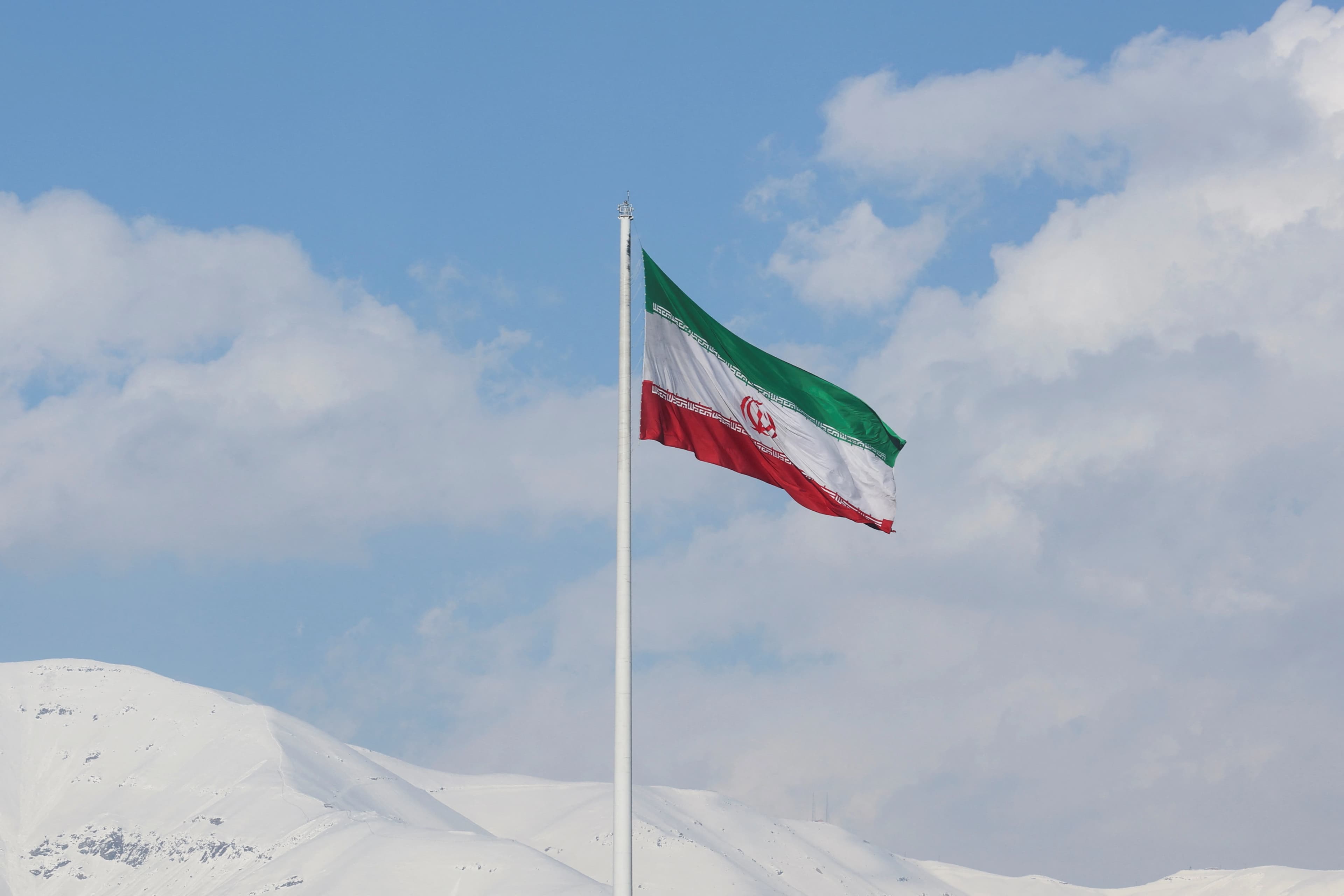 ئێران هێرشەکەی سەر نووسینگەی مەسرور بارزانی "سەرکۆنە" دەکات