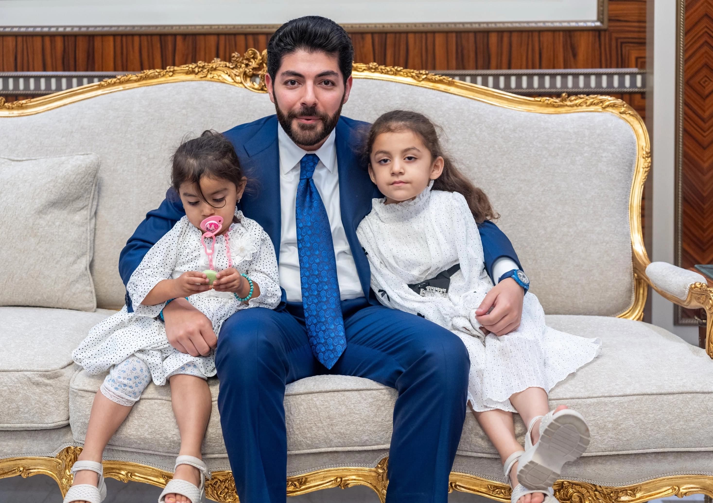 ئیدریس نێچیرڤان بارزانی بژێویی ژیان و خوێندنی هەردوو منداڵەکەی شەهید موسا و مژدە دەگرێتە ئەستۆ