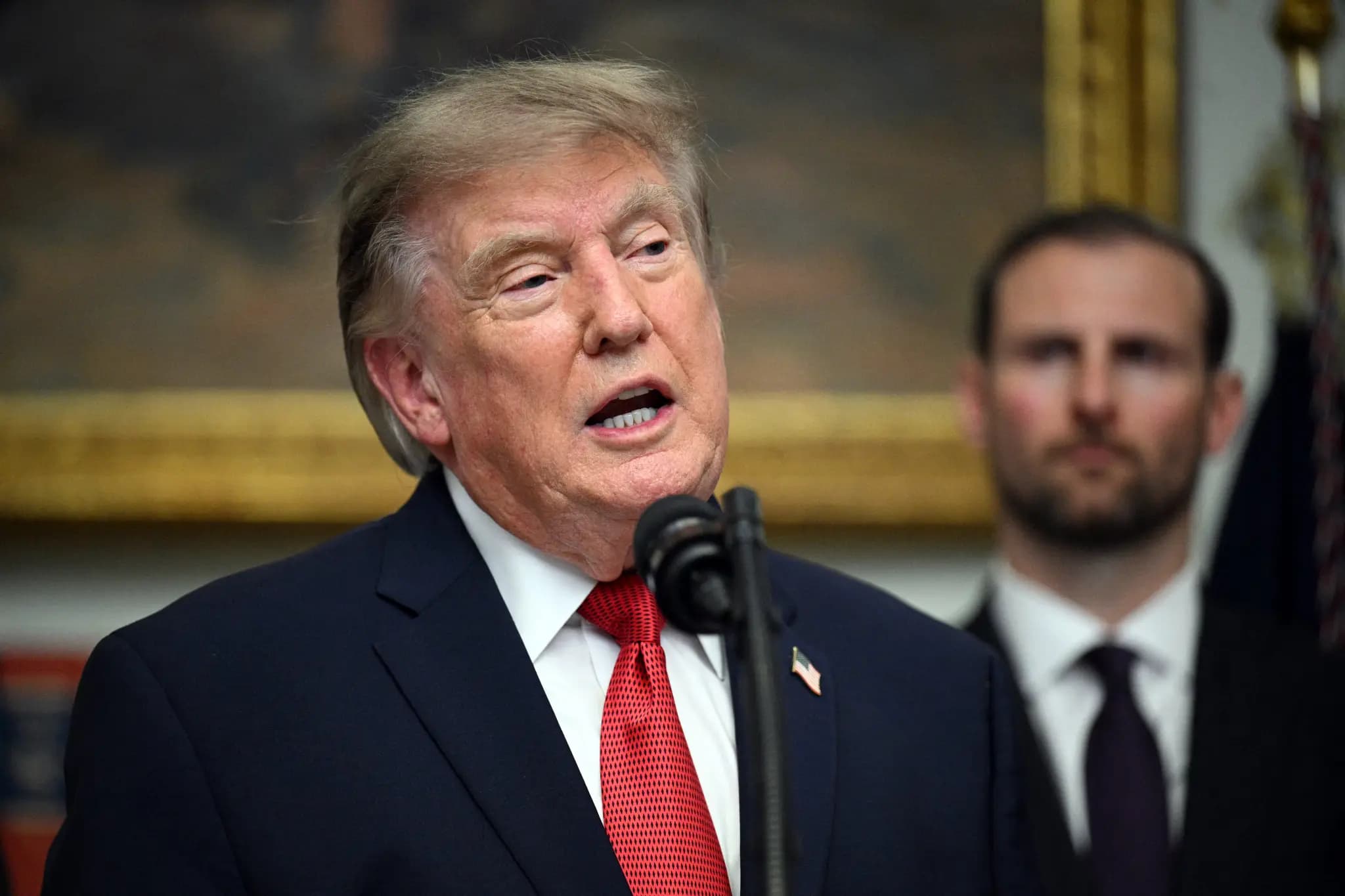 Trump’tan İran’a: Eşi benzeri görülmemiş en ezici ekonomik operasyonu ilan ediyorum