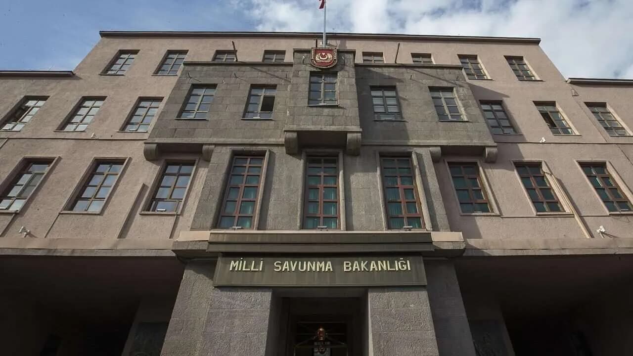 Tirkiyeyê êrişa Îsraîlê ya li ser baregeheke Sûriyeyê şermezar kir