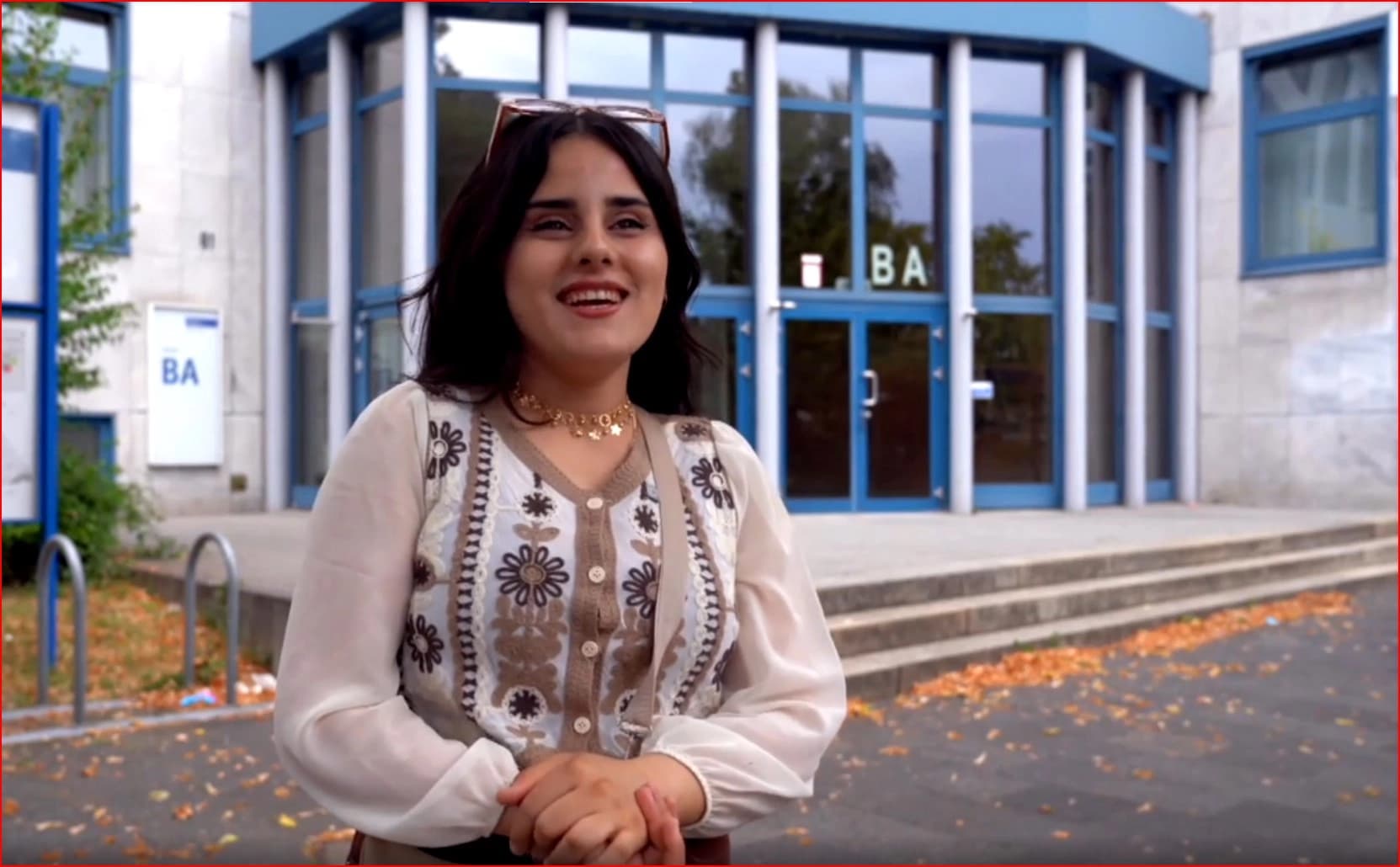 Serkeftina Dilva Şêxiyê: Ji koçberiyê ber bi beşa bijîşkiyê ya li Almanyayê ve