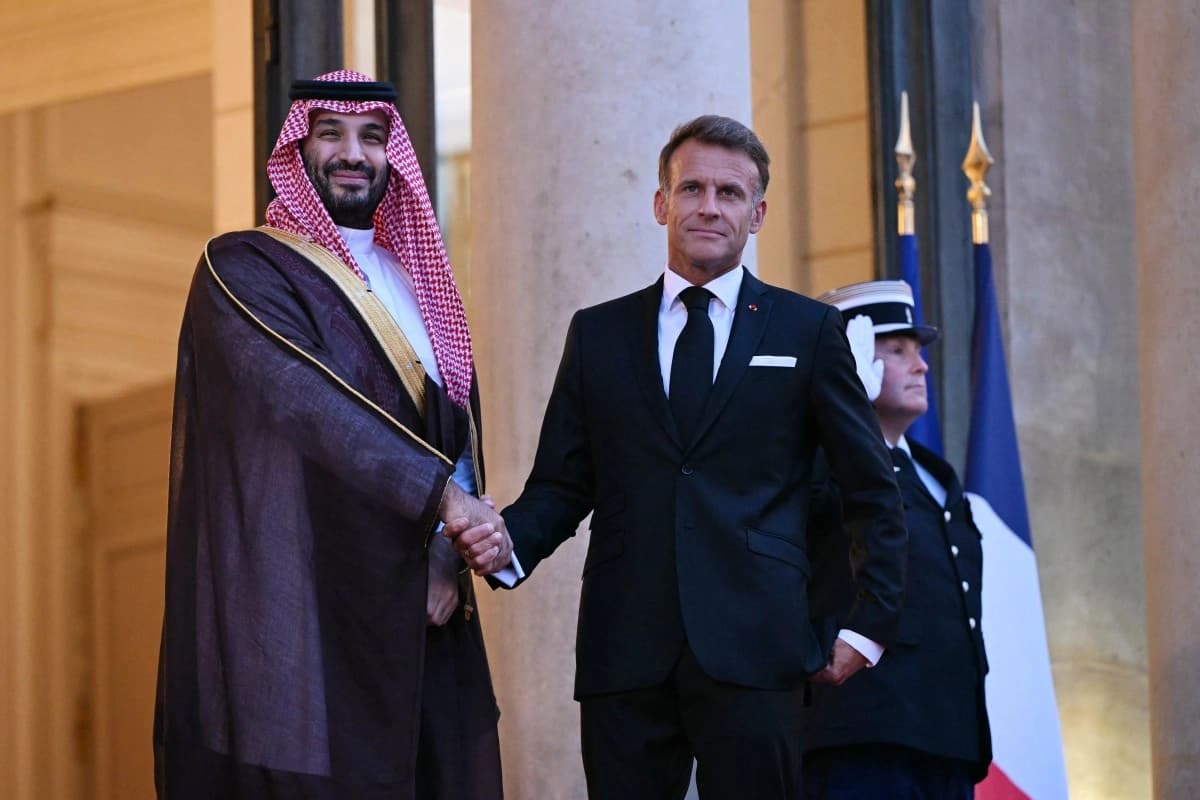 سعودیە و فەرەنسا بە واژۆکردنی 21 رێککەوتن پەیوەندییەکانیان بەهێزتر دەکەن
