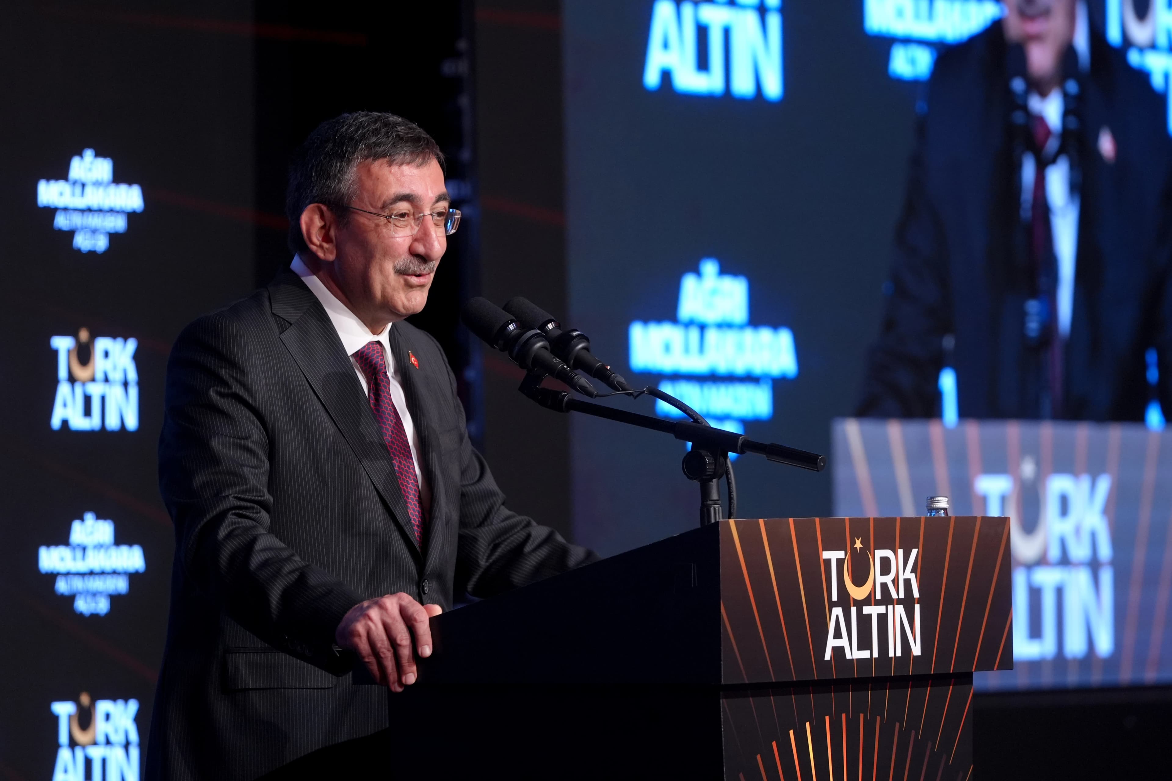 Cevdet Yılmaz Ağrı’da konuştu: SDG kendisini feshettiğini ilan etti, bundan büyük memnuniyet duyduk