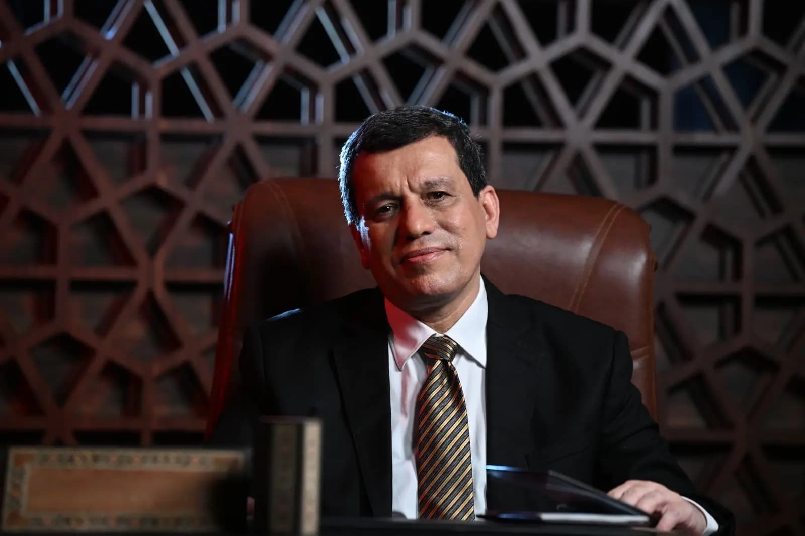 Mezlûm Ebdî bû şêwirmendê Ehmed Şer