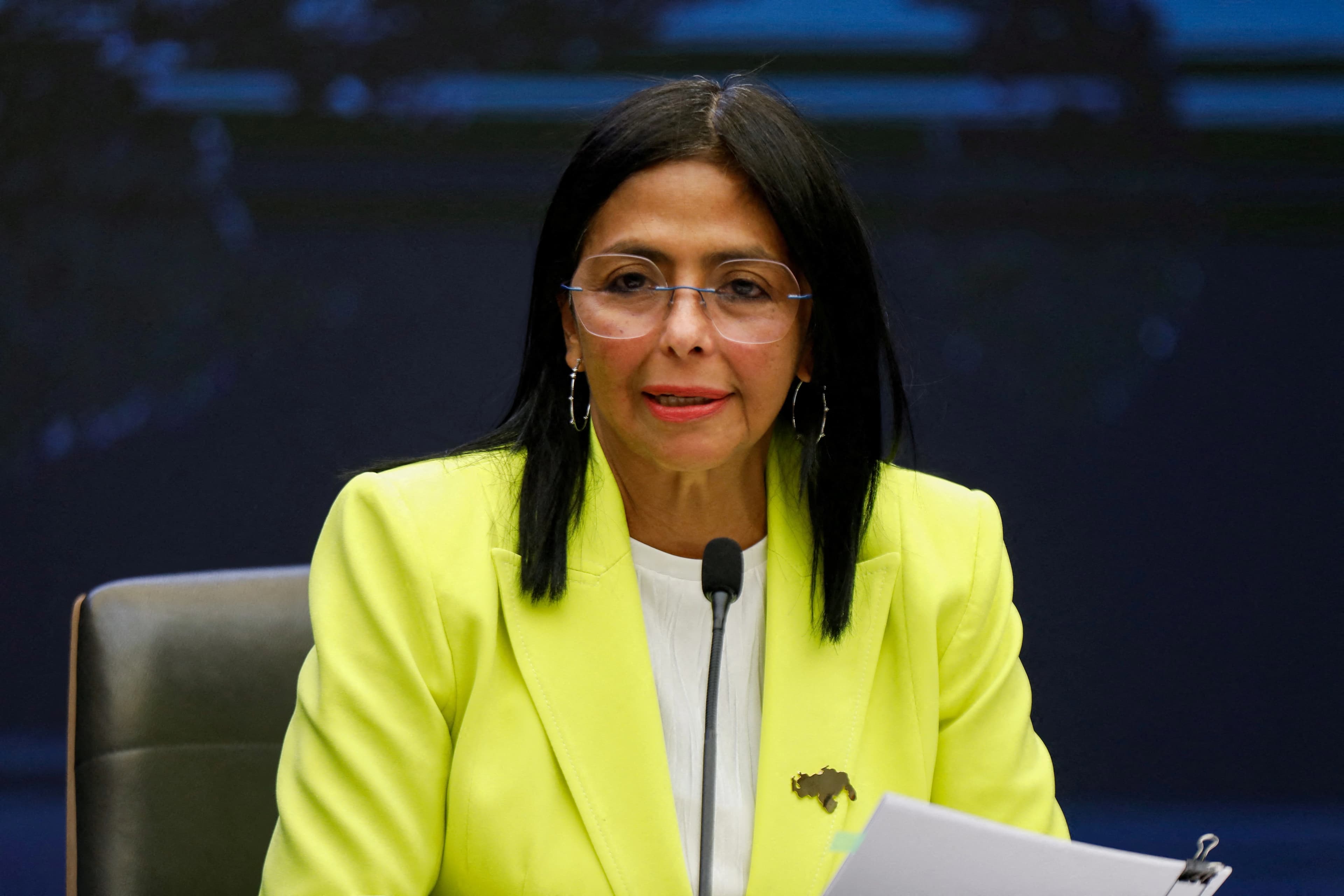 ڤەنزوێلا: لە رێککەوتنی نەوت لەگەڵ ئەمریکادا سەروەریی خۆمان دەپارێزین