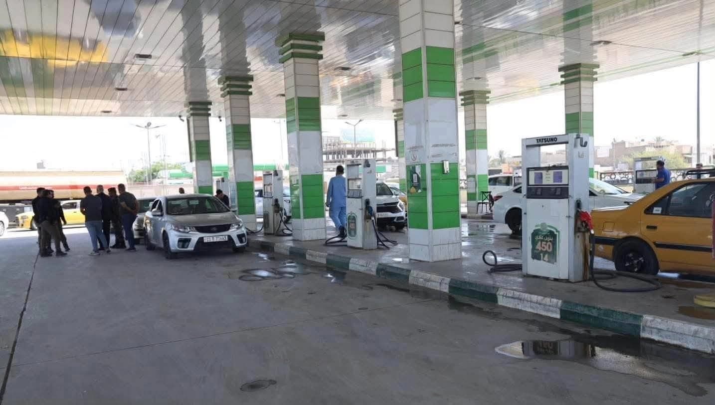 بەنزینخانەیەکی شاری مووسڵ