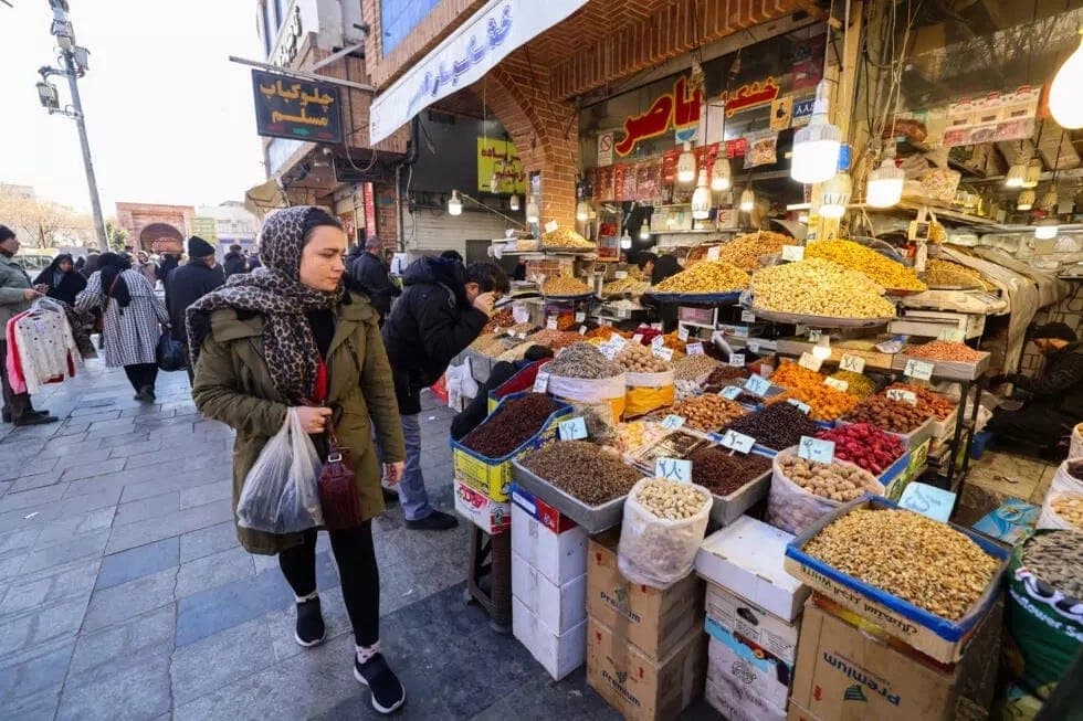 Rewşa niha û paşeroja aboriya Îranê