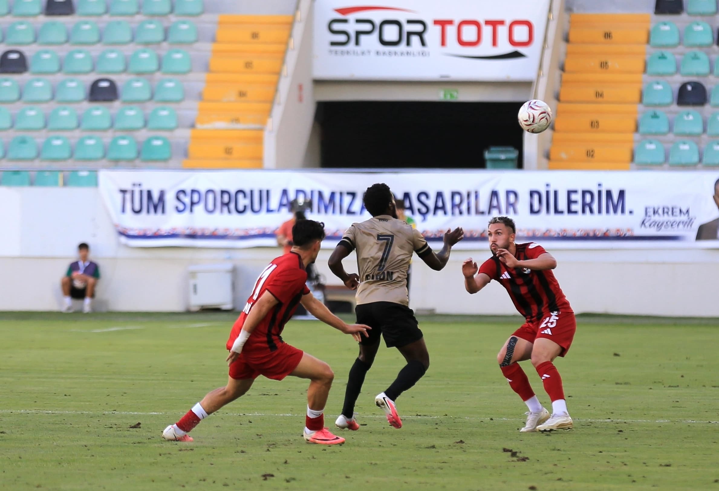 Batman Petrolsporê Vanspor 2-0 têk bir