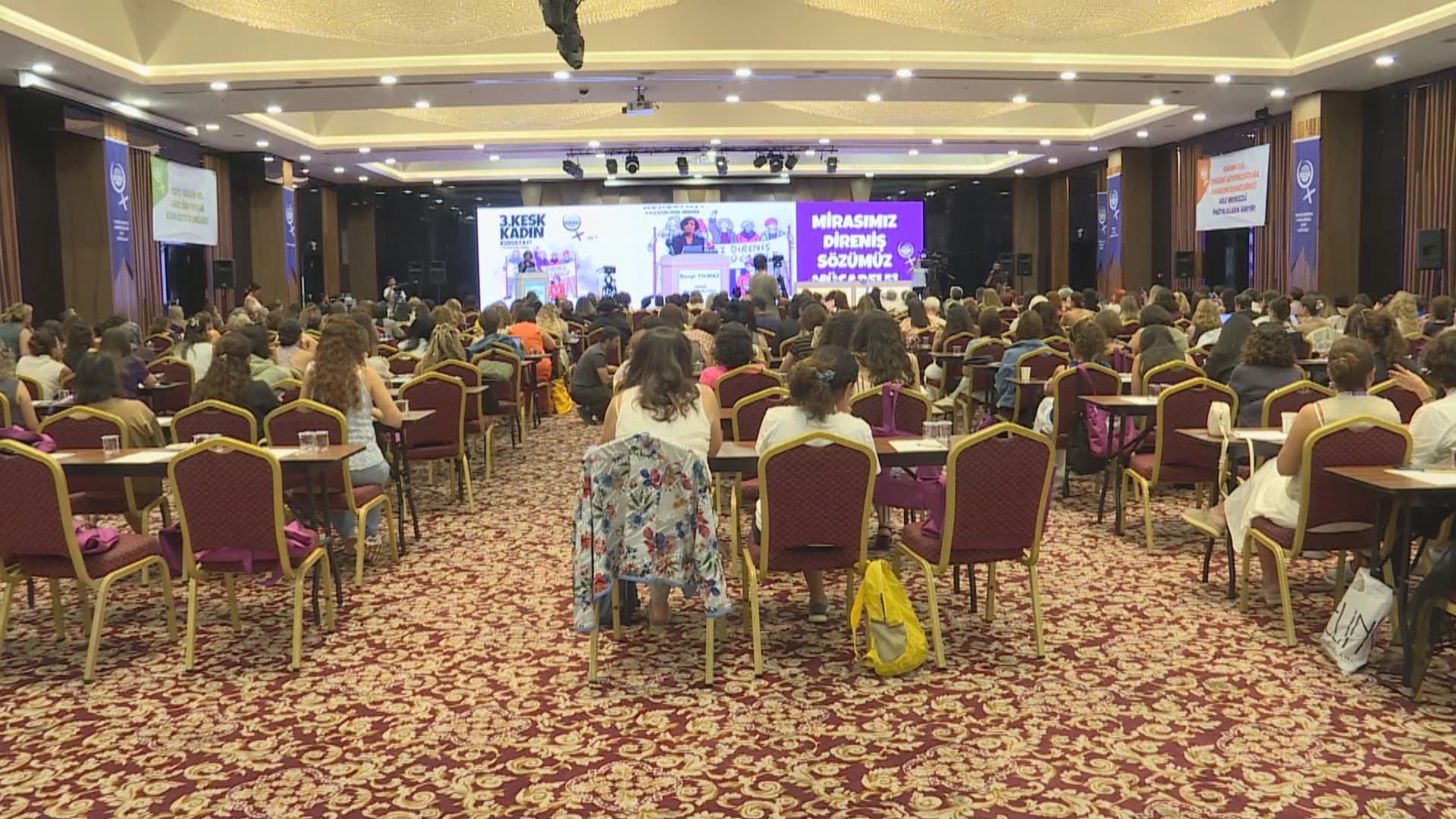 ENQERE - KESK Komxebata Jinan li dar dixe: ‘Jin, Jiyan, Azadî’