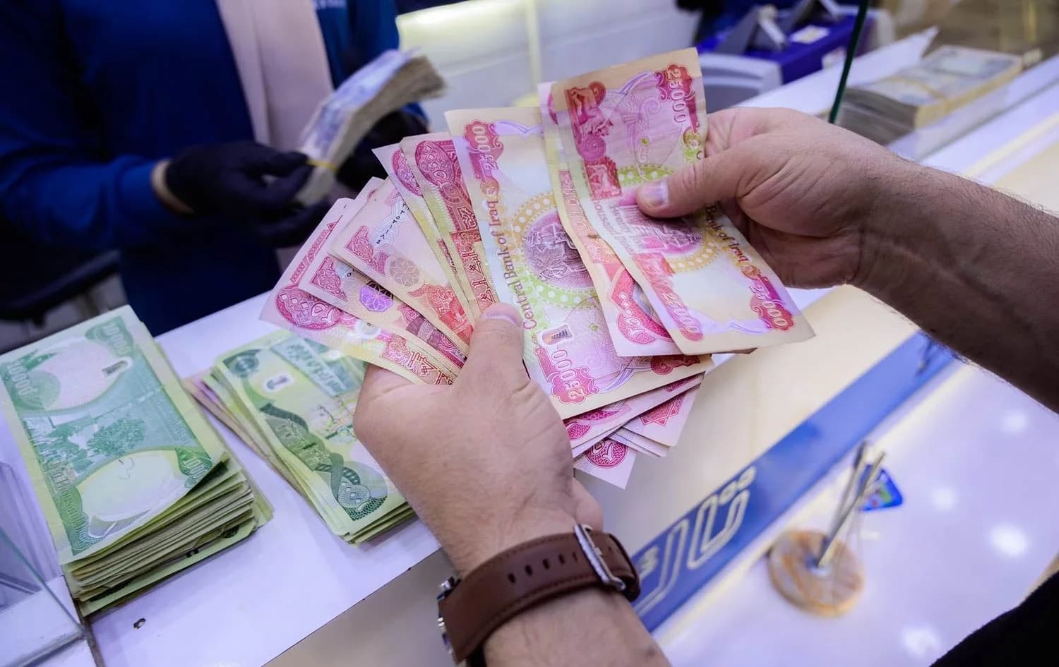 دەستەی کاخەزە داراییەکانی عێراق هۆشداری لە "فێڵی کۆمپانیا وەهمییەکان" دەدات
