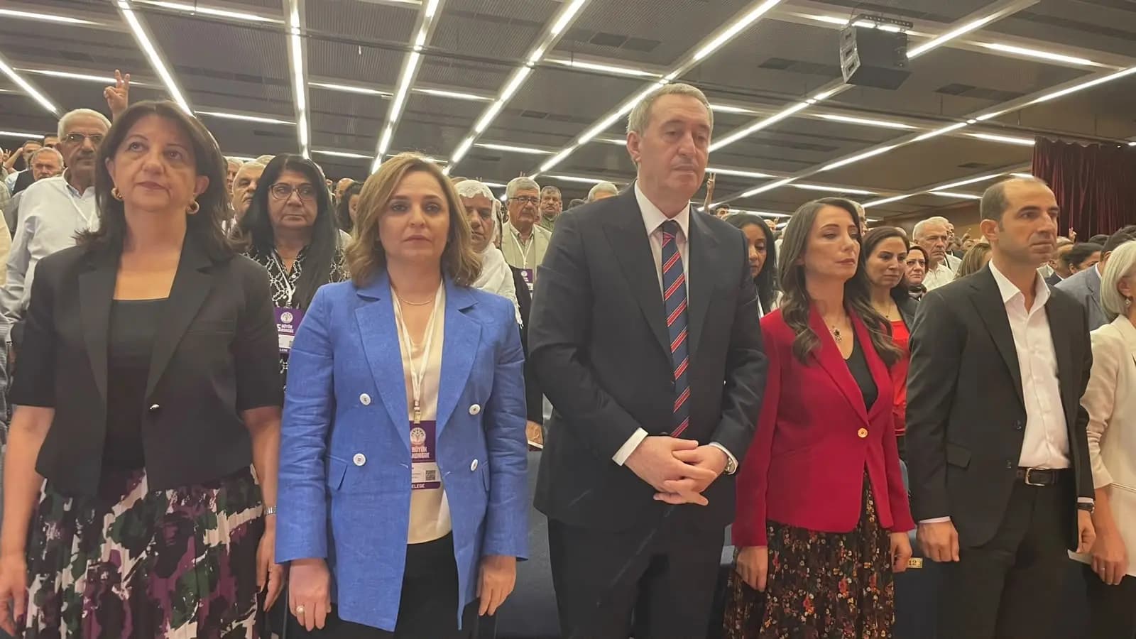 DEM Parti 5. Olağan Kongresi gerçekleştirildi, asıl değişim mart ayındaki kongreye bırakıldı
