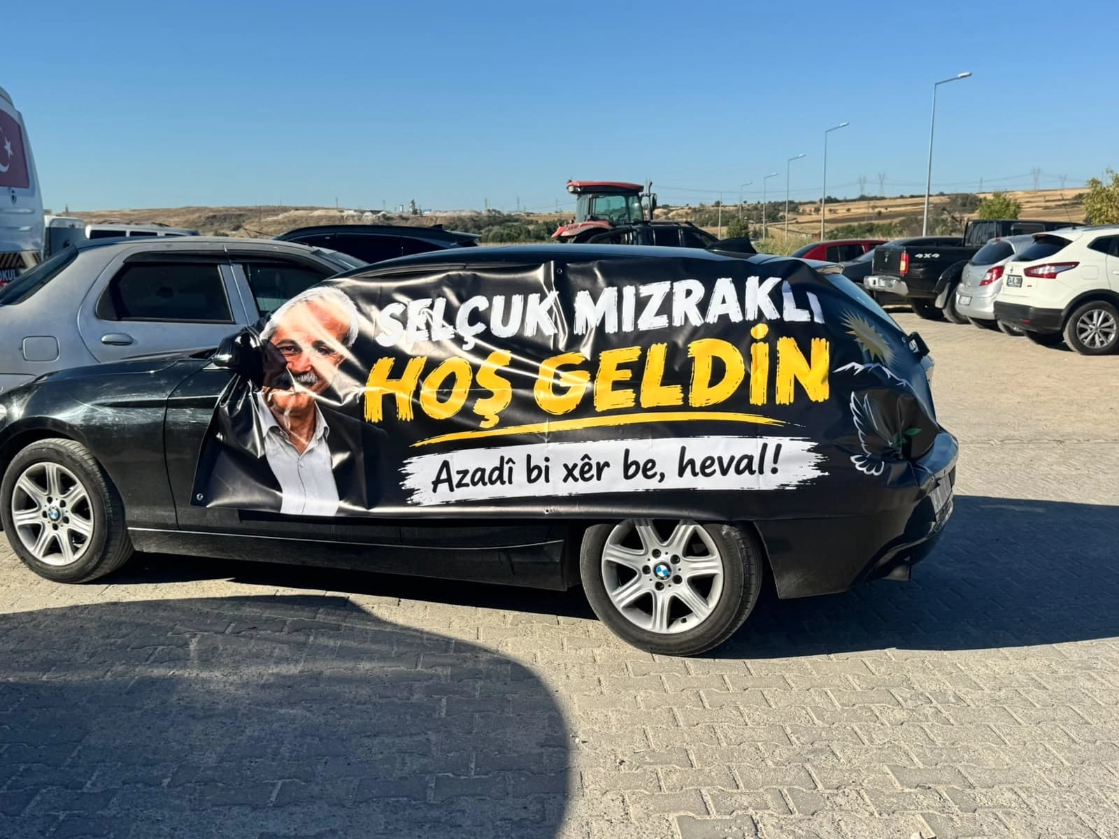 Selçuk Mızraklı, 7 yılın ardından tahliye oluyor: Cezaevi önünde bekleyiş sürüyor