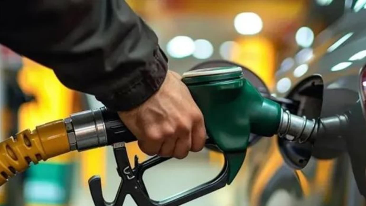 Motorine 6,62 TL zam: Litre fiyatı 100 liraya yaklaştı