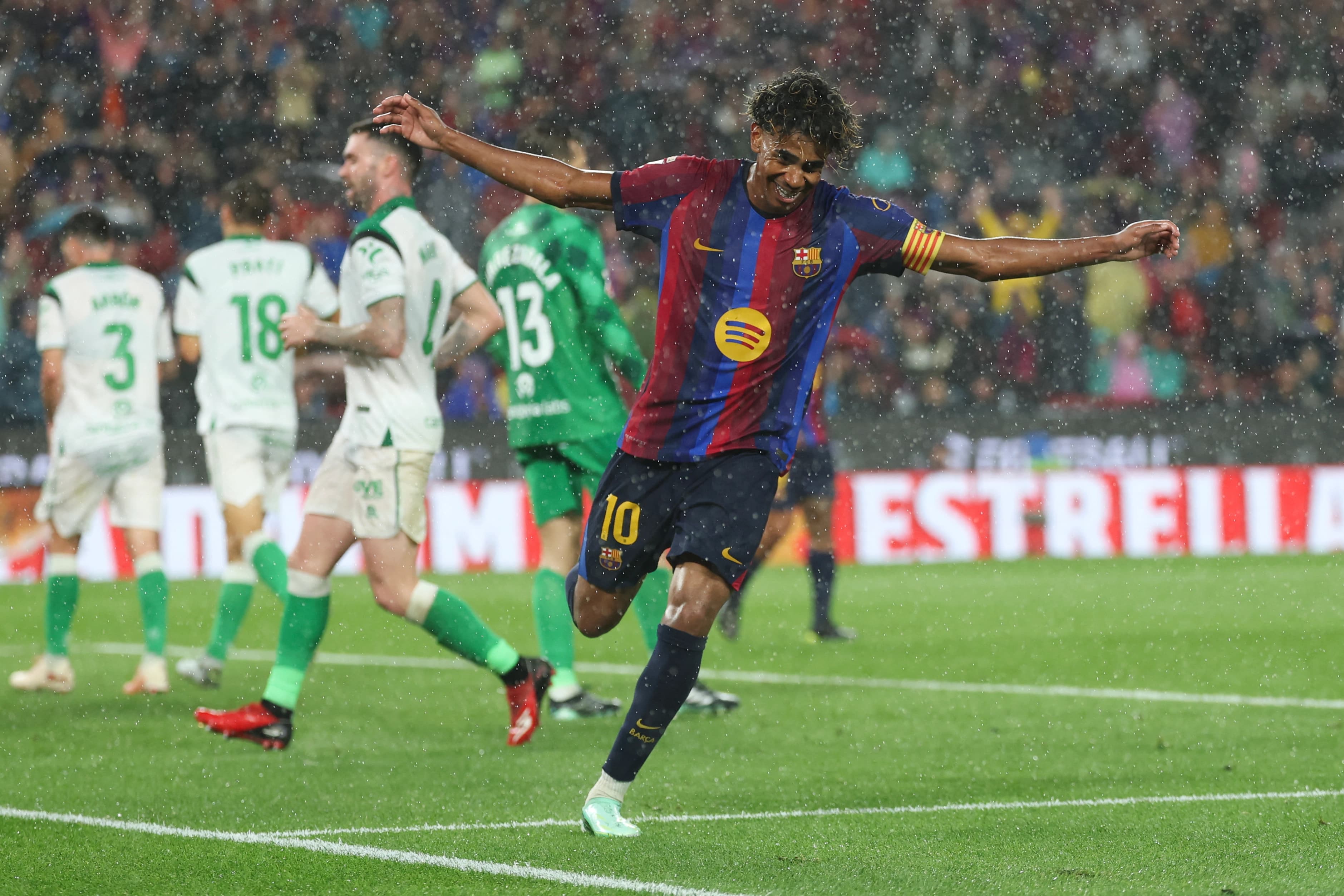 Barcelonayê qeleya Racing Santanderê kir wekî qulên seradê: 7-2