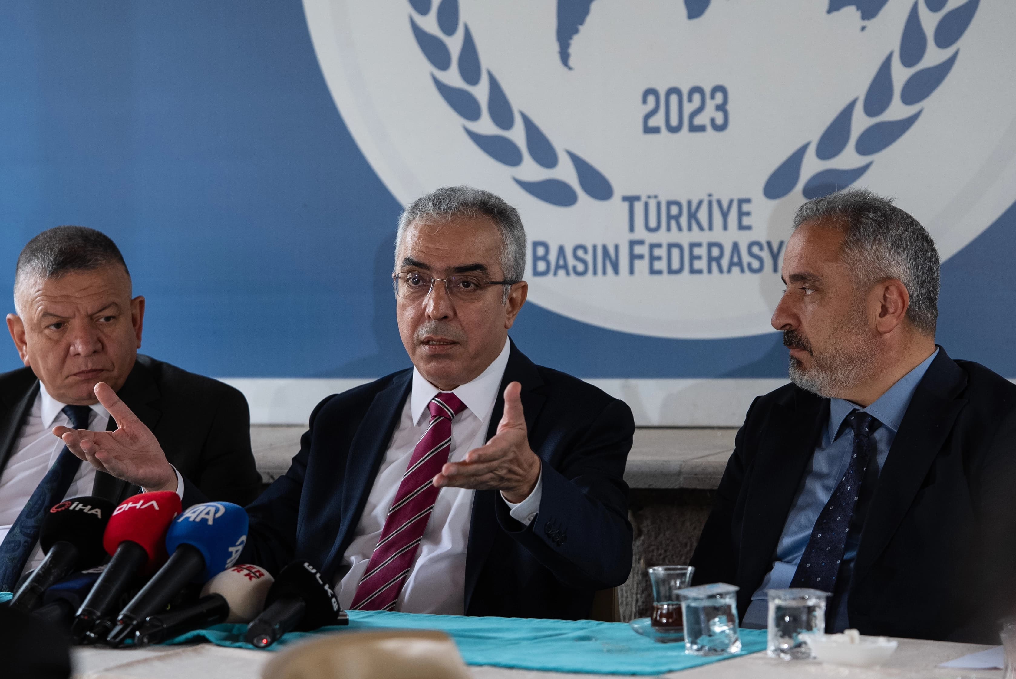 Uçum'dan dikkat çeken açıklama: Erdoğan son kez aday olacak, Öcalan silahsızlanma komisyonunda görev alacak