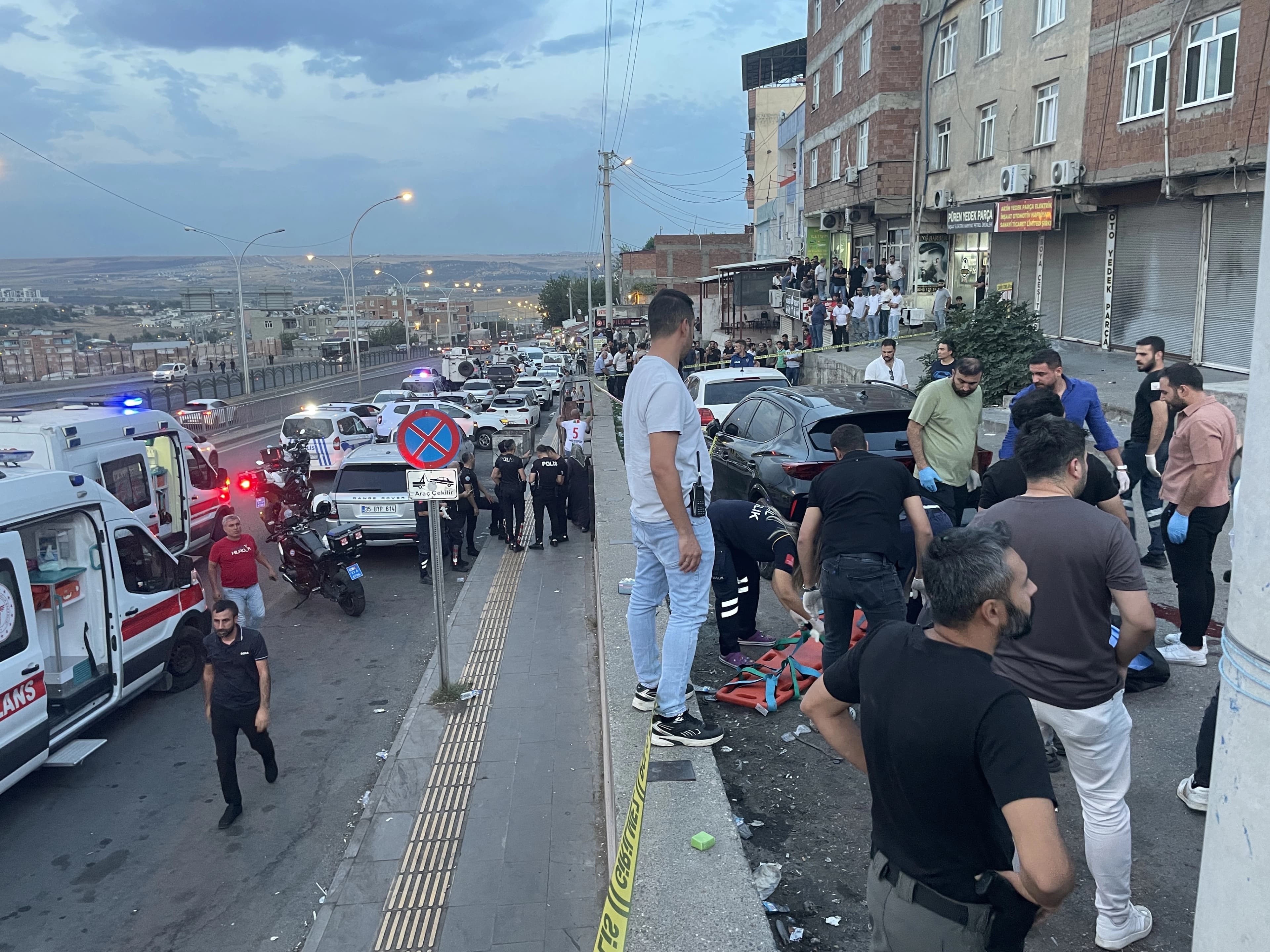 Diyarbakır'da silahlı kavga çıktı, 3 kişi hayatını kaybetti