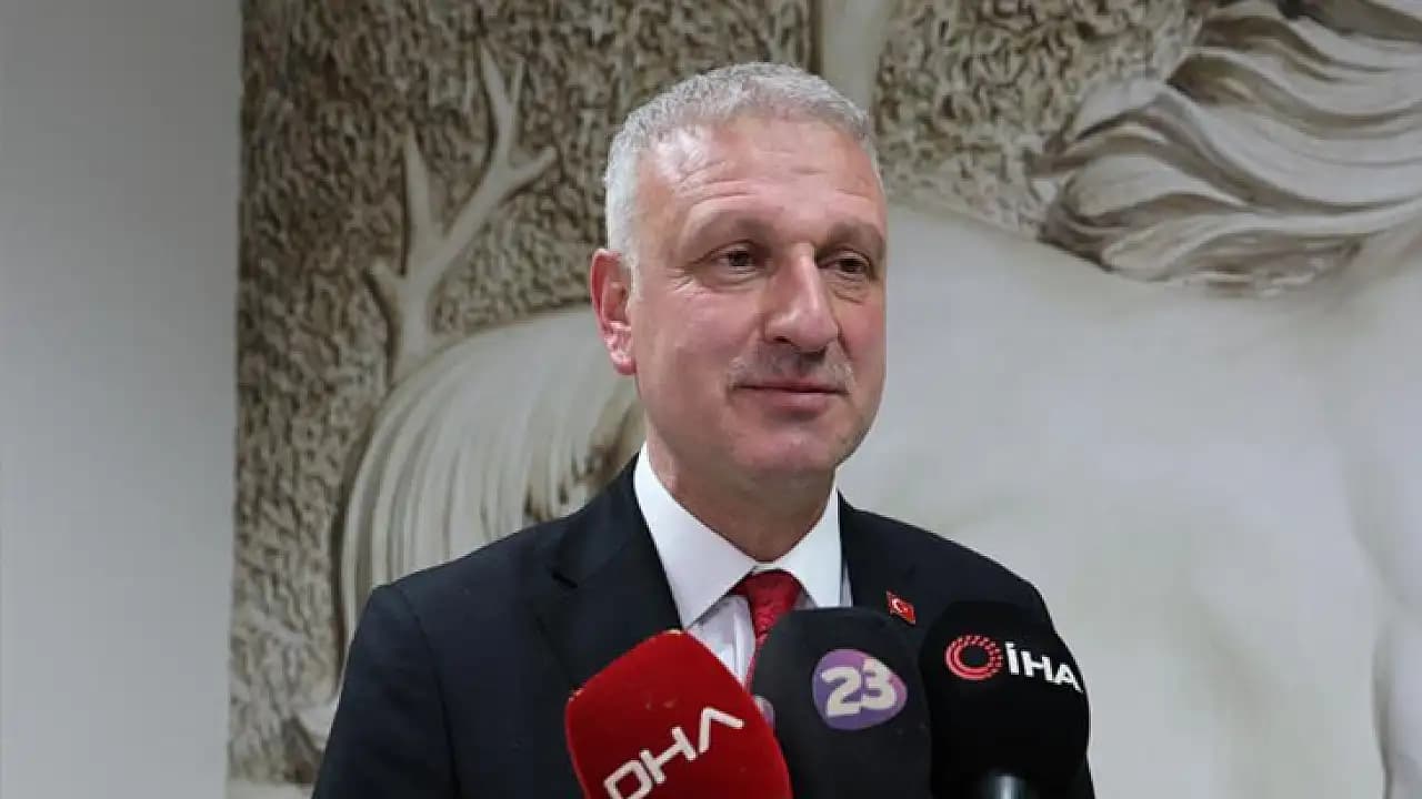 Erdoğan'ın başdanışmanından fon krizine ilişkin ilk açıklama