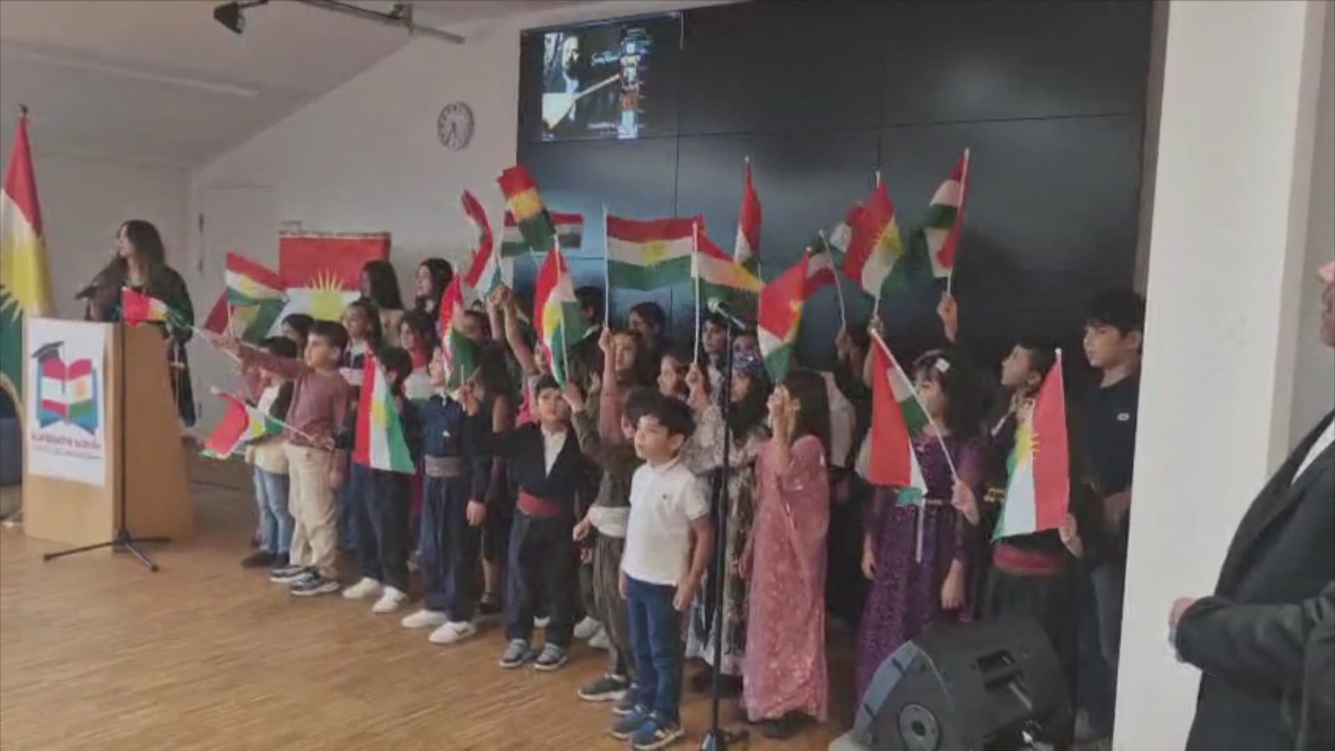 Li Viyanayê Dibistana Kurdî: Deriyê xwe ji 800 xwendekaran re vedike