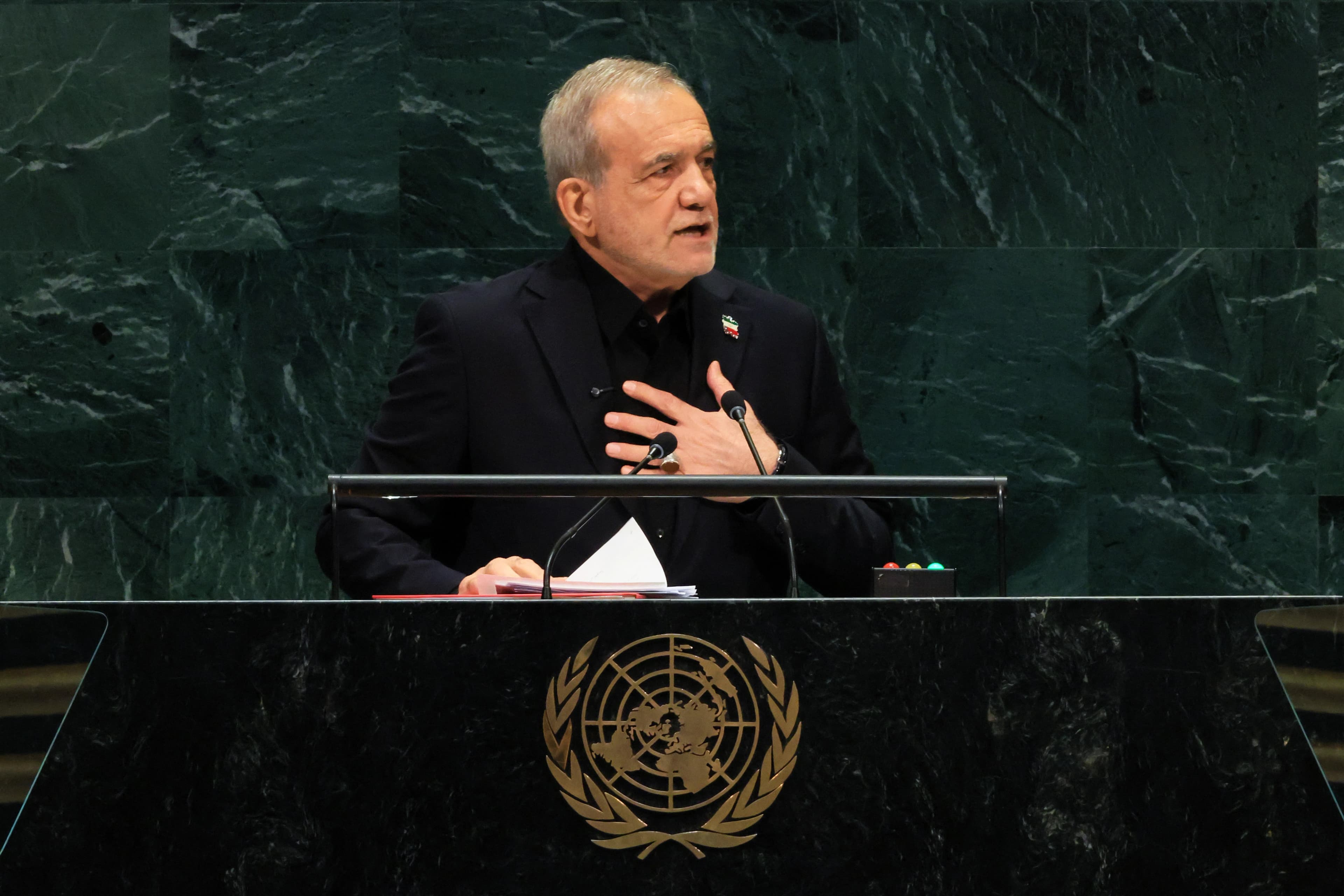 پزیشکیان بۆ میدیای ئەمریکی: چەکی ئەتۆممان ناوێت و ئەمریکا دەبێت بڕیار لەسەر راگرتنی شەڕ بدات