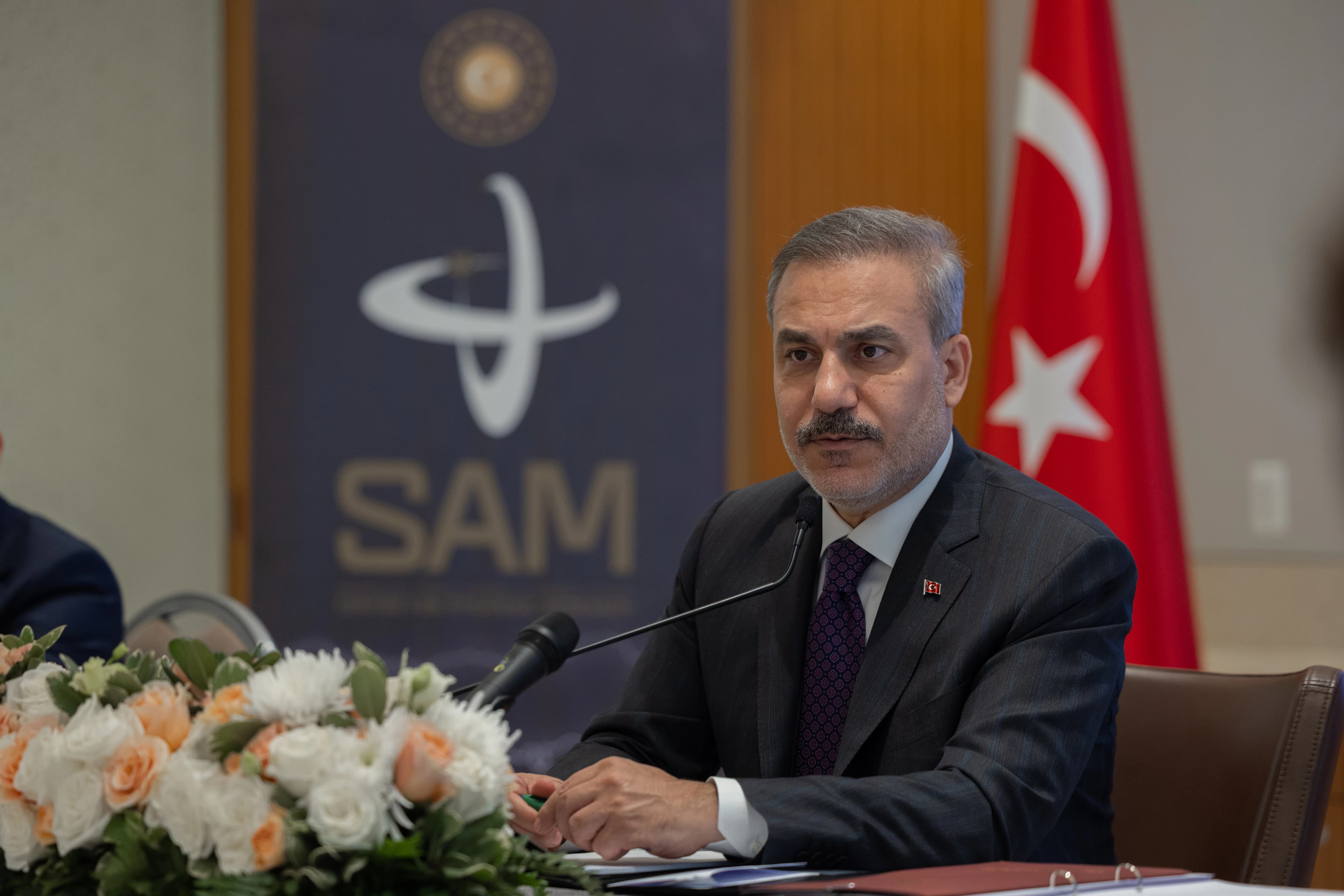 Hakan Fidan’dan Şengal açıklaması: PKK unsurları silahsızlandırılırsa Başika'da adım atarız