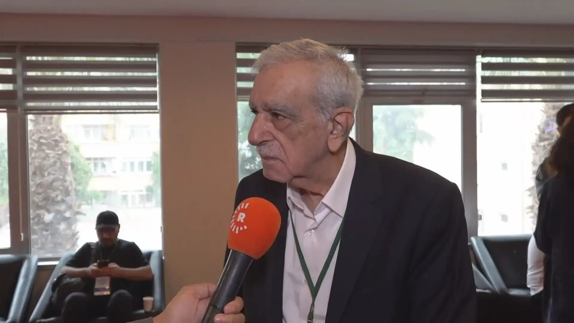 Ahmet Türk'ten süreç açıklaması: Bizim için çok kıymetli olan bir süreç yürütülüyor