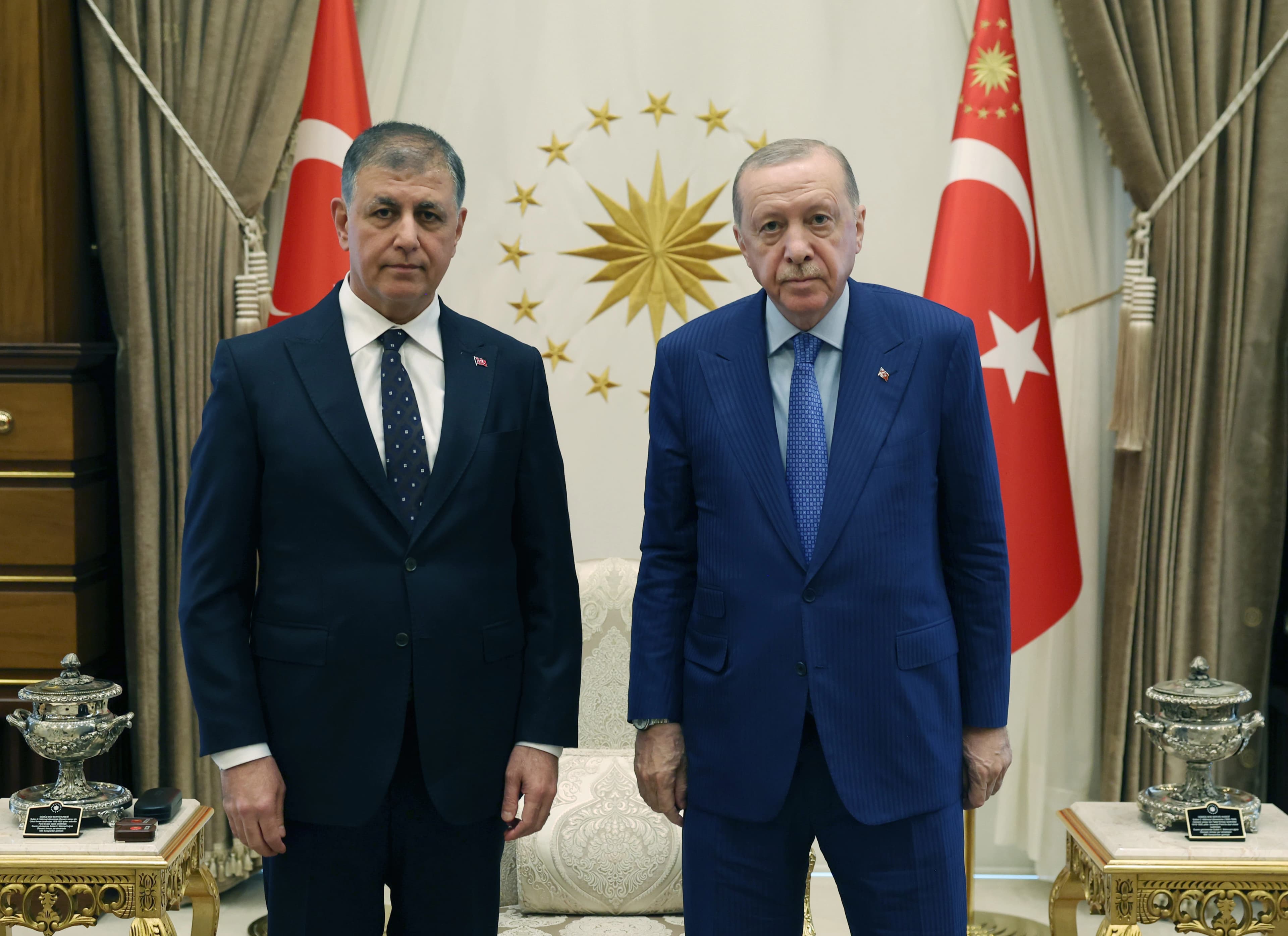 BEŞTEPE’DE KRİTİK GÖRÜŞME- Erdoğan, İzmir Büyükşehir Belediye Başkanı Tugay ile görüştü