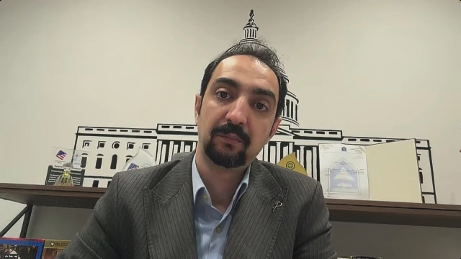 د. ترەیدەر: نرخی 100 دۆلار بکرێتە 150 هەزار دینار کاڵا گران دەبێت
