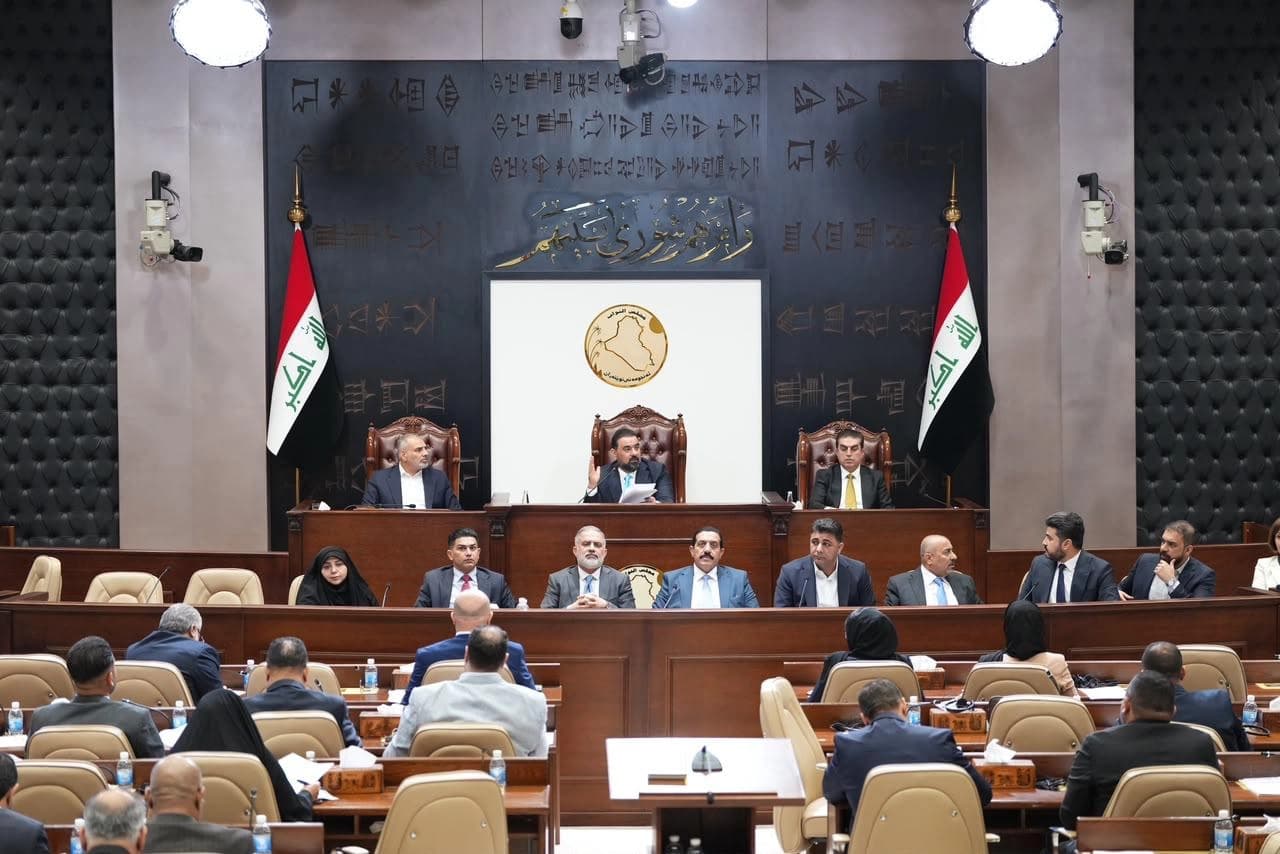 دۆلار کارنامەى پەرلەمانى گۆڕى، وەزیرى دارایی و پارێزگارى بانکى ناوەندى بانگهێشت دەکرێن