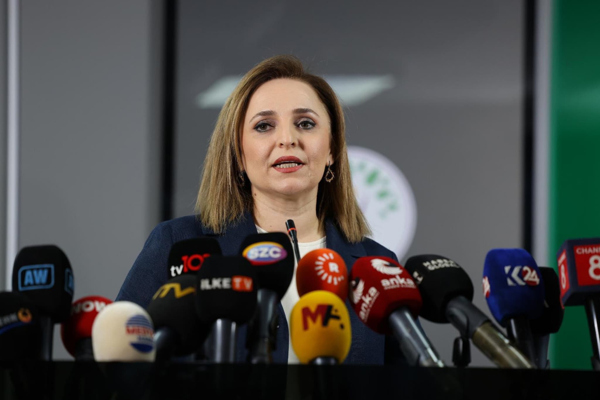 Berdevka DEM Partiyê: Divê pêvajo bileztir be