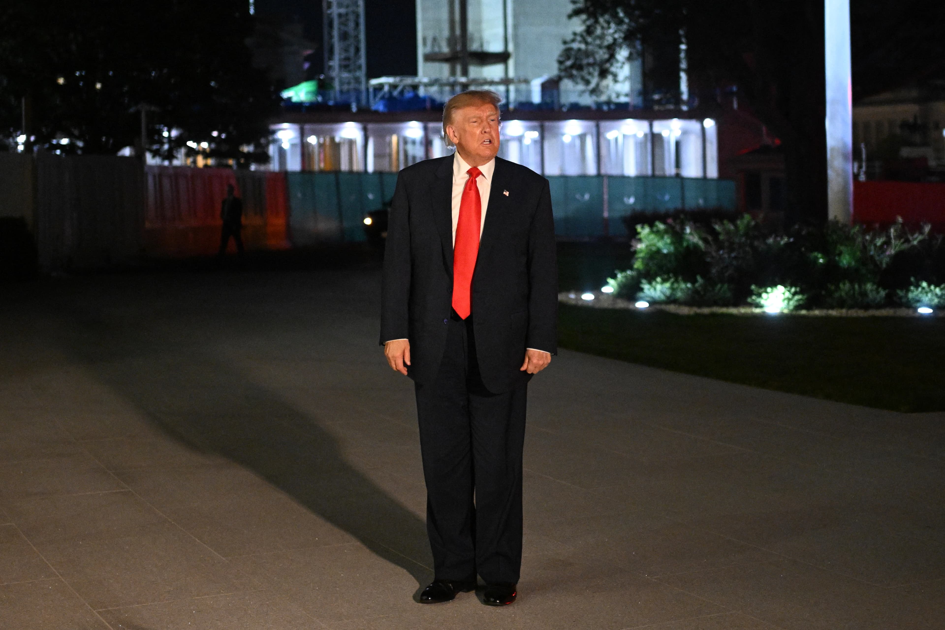 Trump ji Rûdawê re got: Dibe ku em beriya hilbijartinan êrişî Îranê bikin