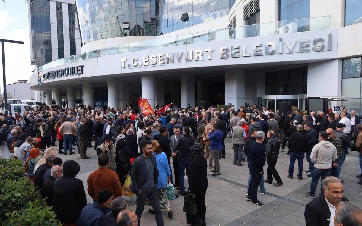 ESENYURT - Alîkarê qeyûm bi serweteke mezin hat girtin