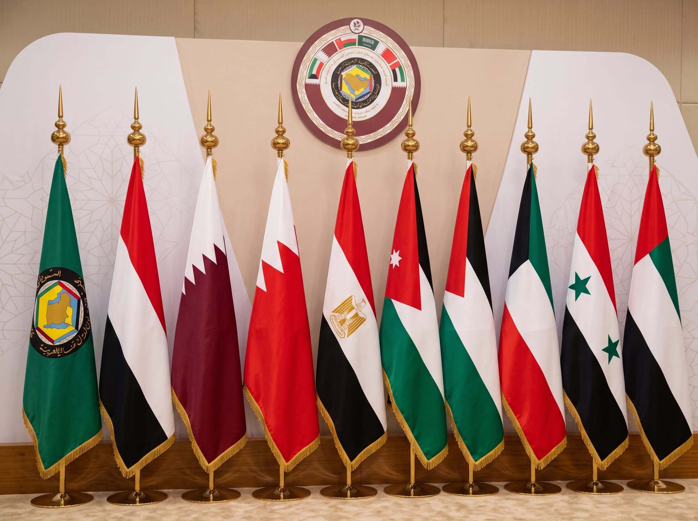 Arap ülkelerinden Suudi Arabistan'daki Kral Halid Uluslararası Havalimanı’na saldırıya kınama