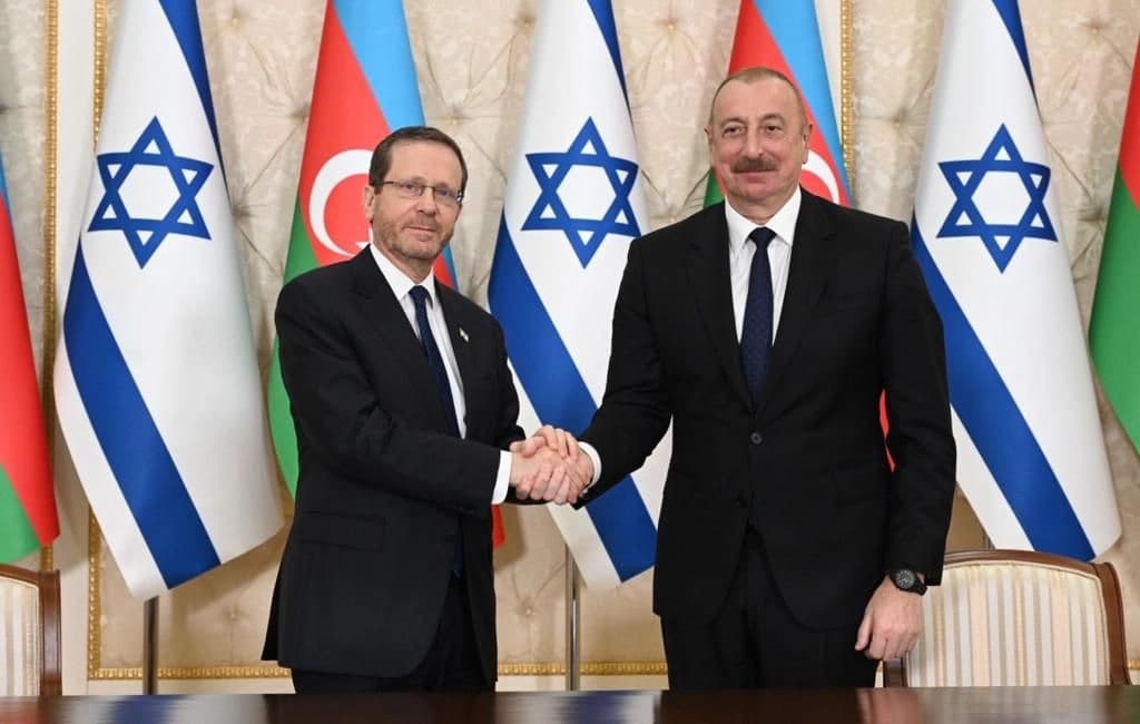 İsrail Cumhurbaşkanı Herzog, Azerbaycan’da Aliyev ile görüştü