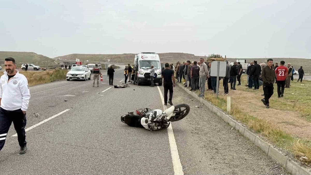Li ser rêya Amed-Êlihê qeza: Ajokarê motorsîkletê mir
