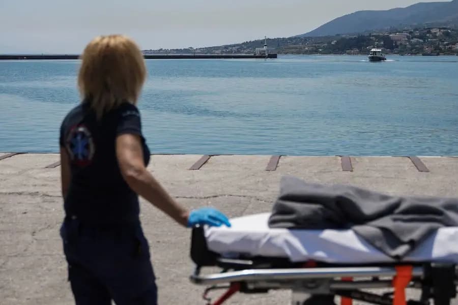 Ege'de iki ayrı tekne faciası: Biri bebek 12 göçmen hayatını kaybetti