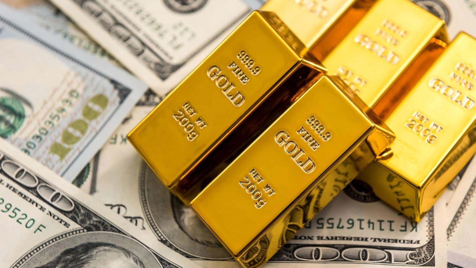 ئۆنسەیەک زێڕ بۆ خوار 4000 دۆلار دابەزی